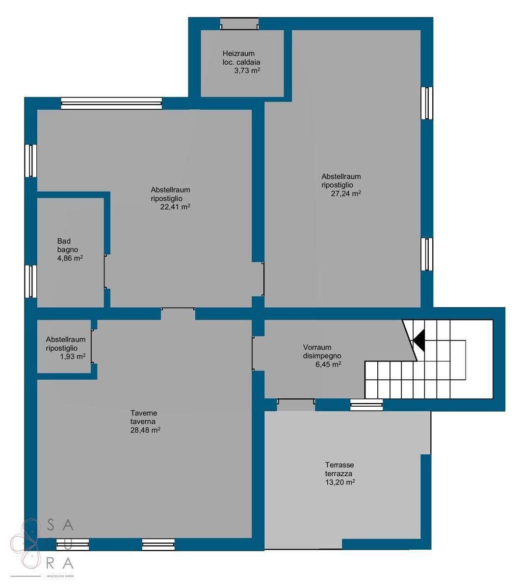 Grundriss des Untergeschosses mit Abstellräumen, Heizraum und Terrasse.