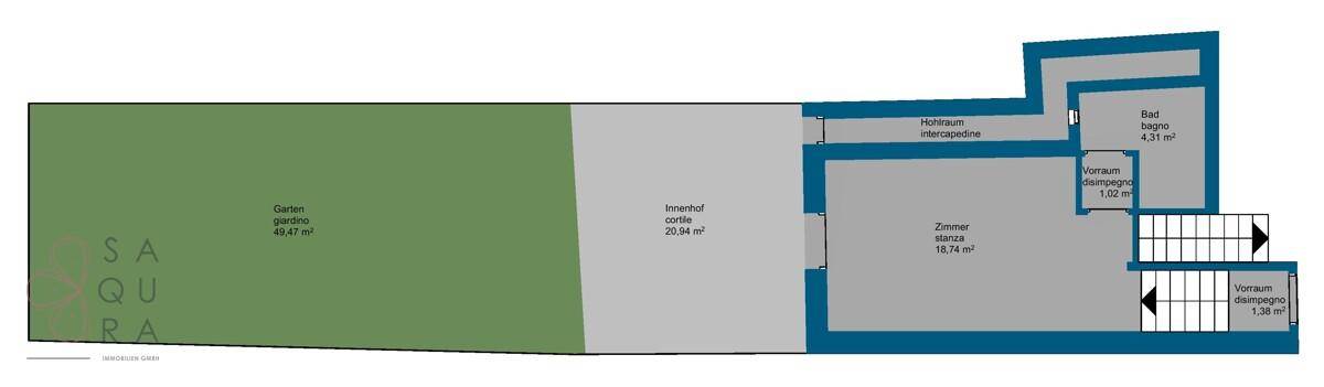 Grundriss des Erdgeschosses mit Garten, Innenhof, Zimmer und Bad.