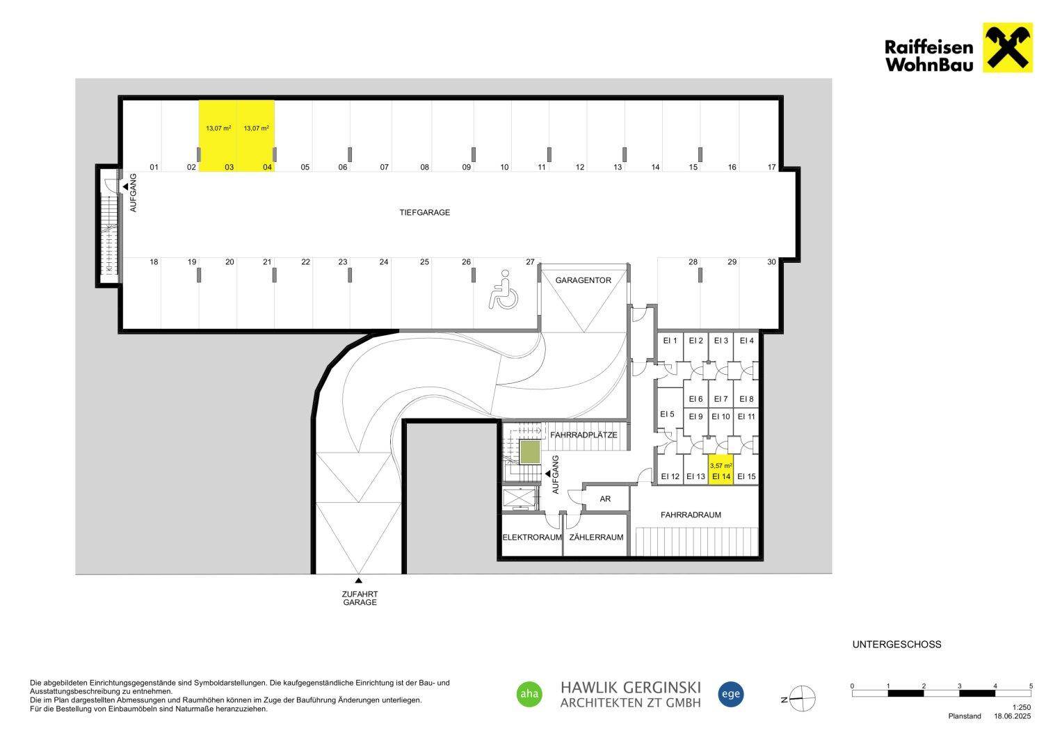 Grundriss der Tiefgarage mit Stellplätzen und Fahrradraum im Untergeschoss.