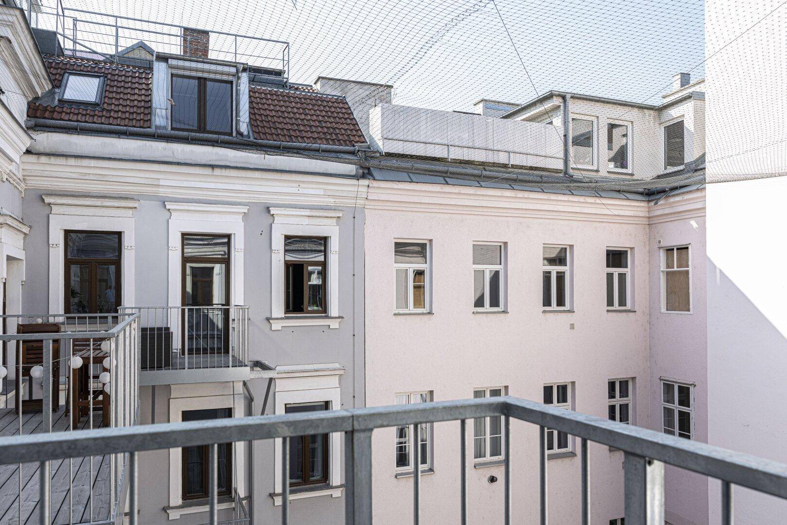 Hell. Großzügig. Charmant – Frisch sanierte 3-Zimmer-Wohnung mit Balkon - Ansicht 5