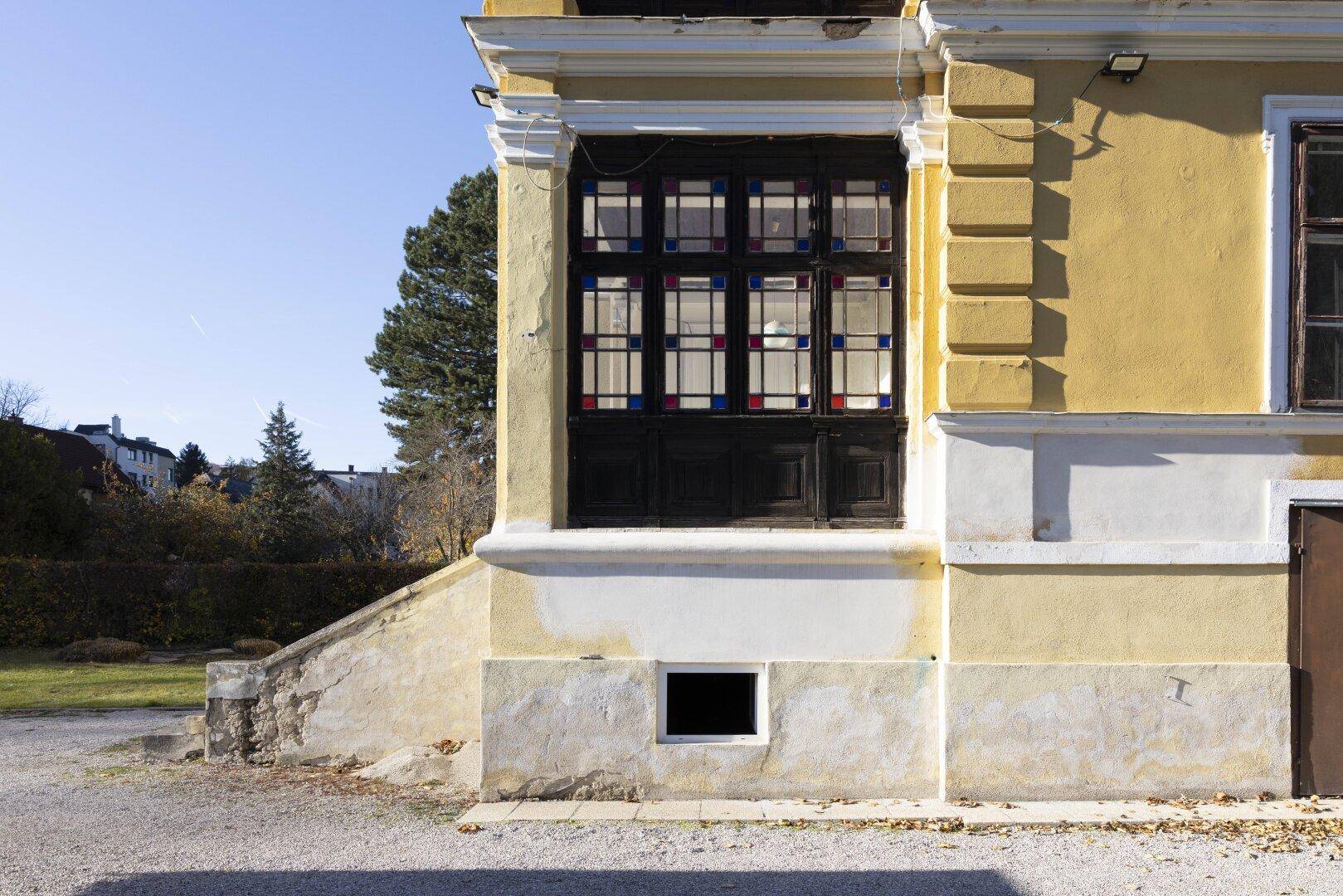Historische Villa auf großzügigem Parkgrundstück mit Ausbau- und Erweiterungspotenzial in Bestlage der Hinterbrühl - Ansicht 3