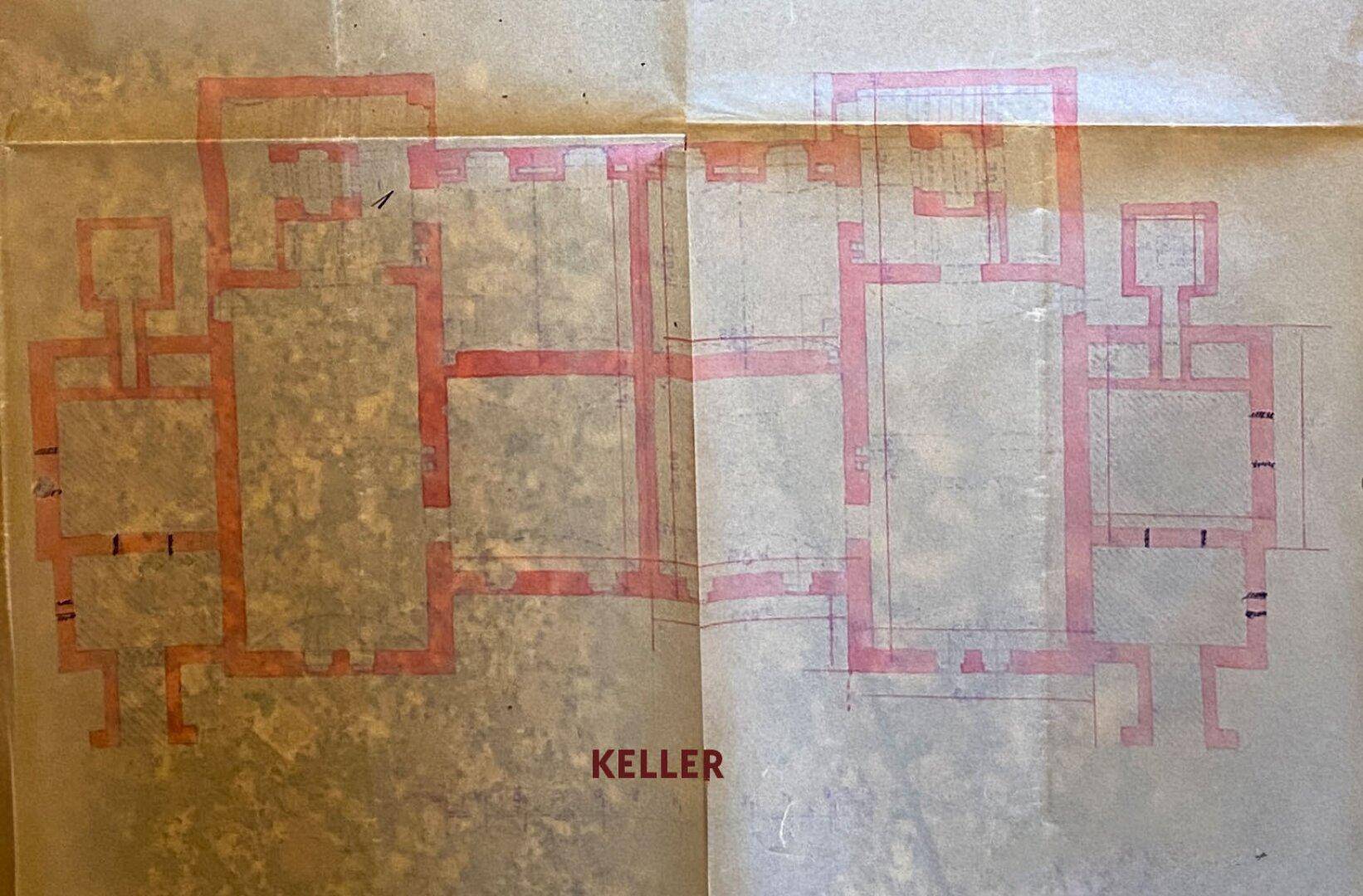Historischer Grundriss des Kellers mit eingezeichneten Räumen und Strukturen.