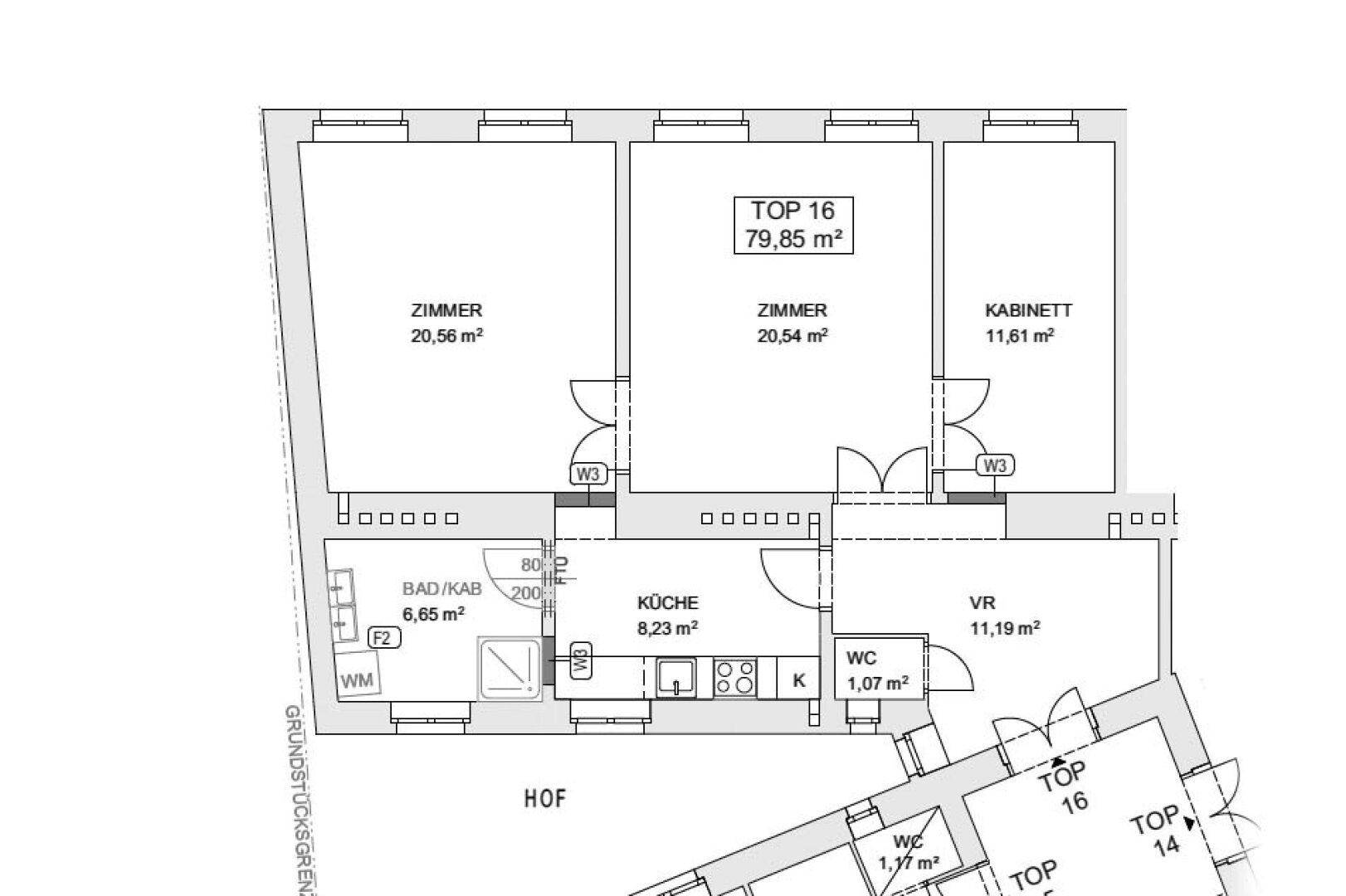 Grundriss einer Wohnung mit mehreren Zimmern, Küche, Bad und separatem WC, inklusive Hofzugang.