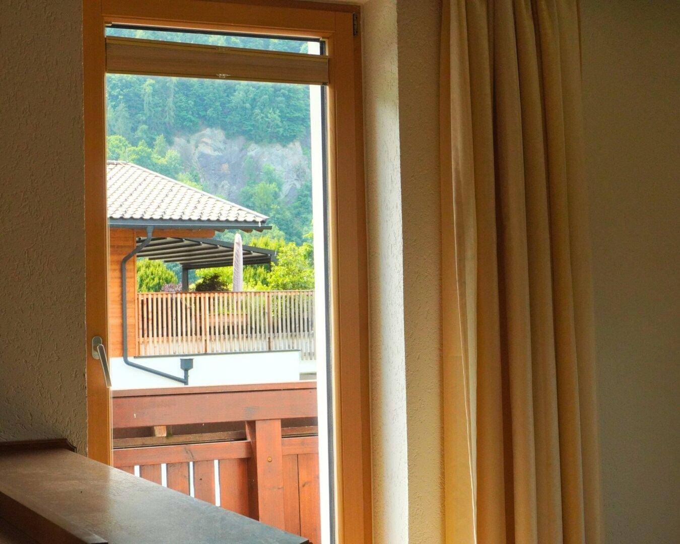 ZUGANG BALKON