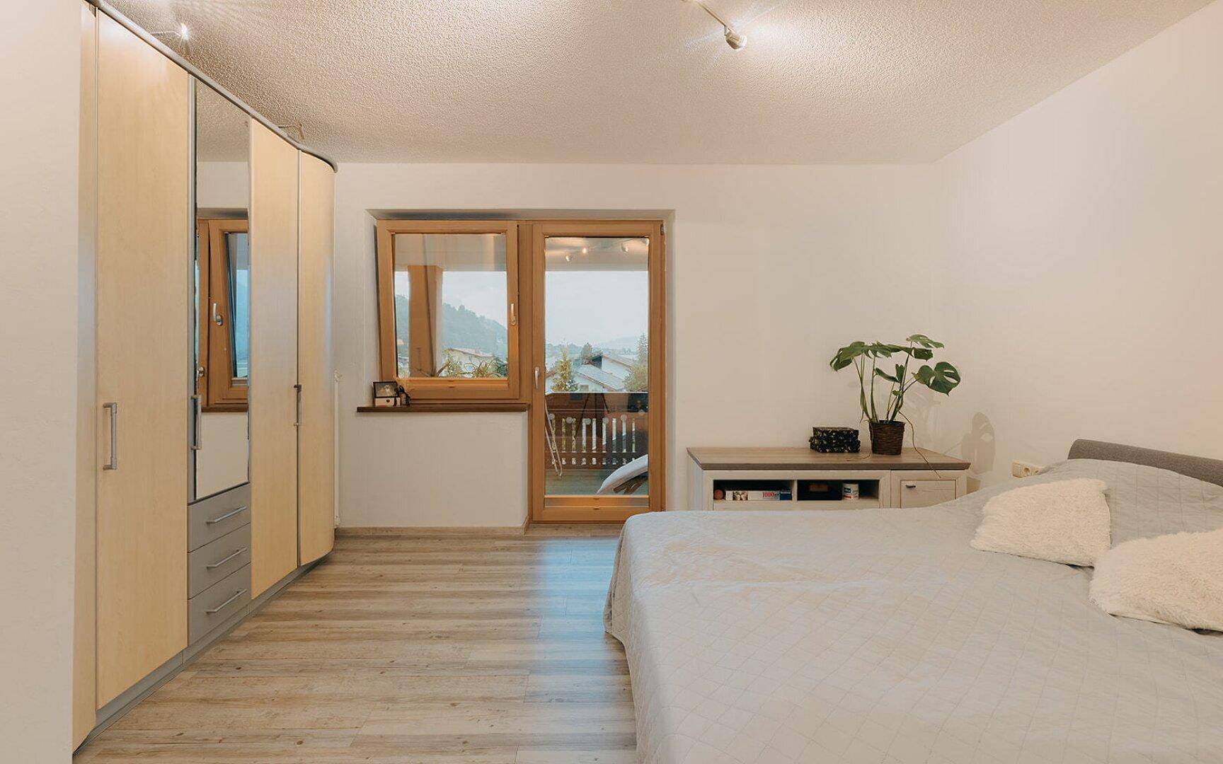 Mehrfamilienhaus mit drei Wohneinheiten in traumhafter Sonnenlage von Buch in Tirol – St. Margarethen - Ansicht 4