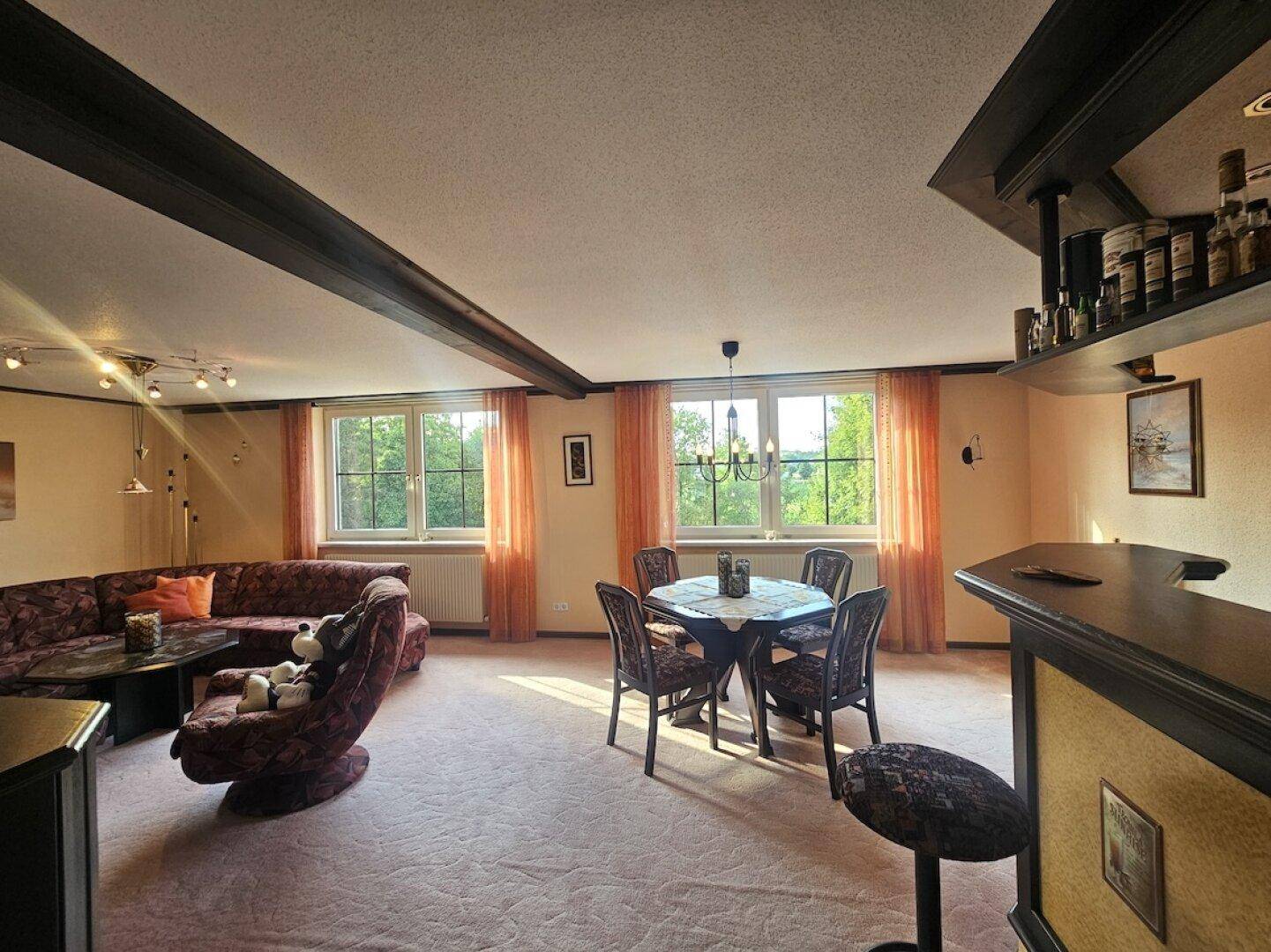 Wohnzimmer OG