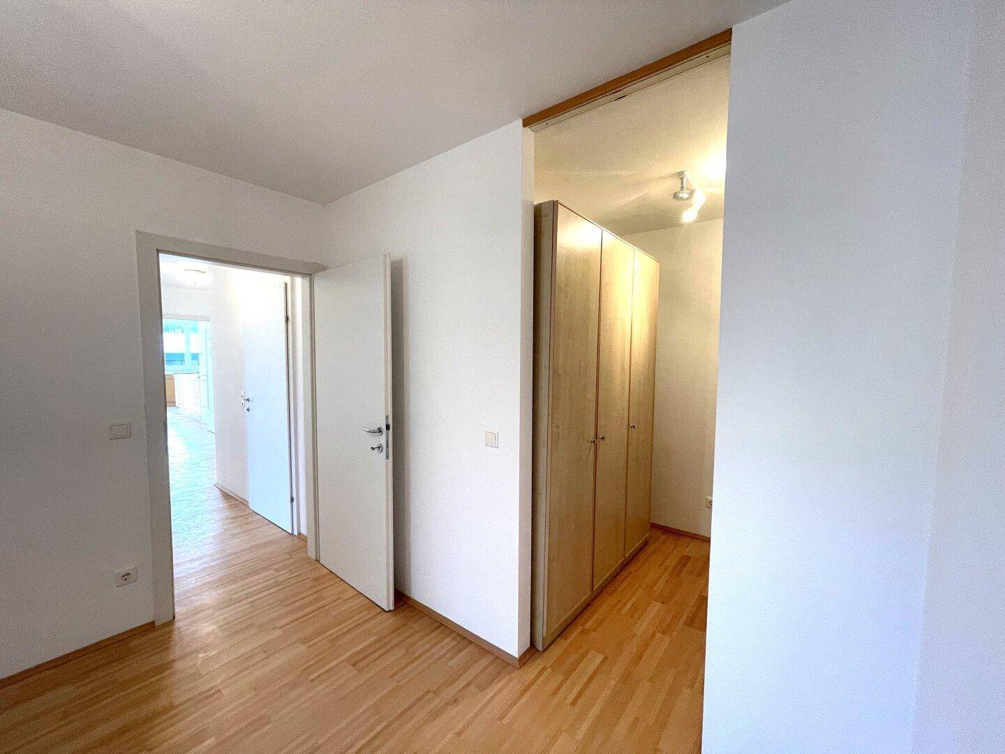 begehbarer Kleiderschrank