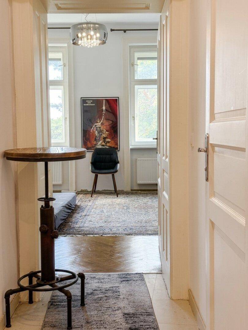 Altbau-Juwel zwischen Schönbrunn &amp; Technischem Museum: Stilvolle Garconniere mit echtem Wiener Charme - Mehr