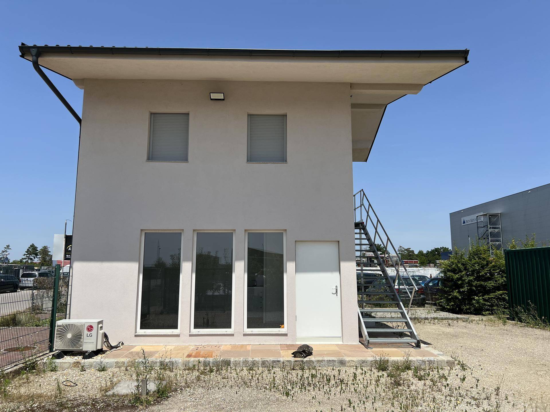 Slide 3