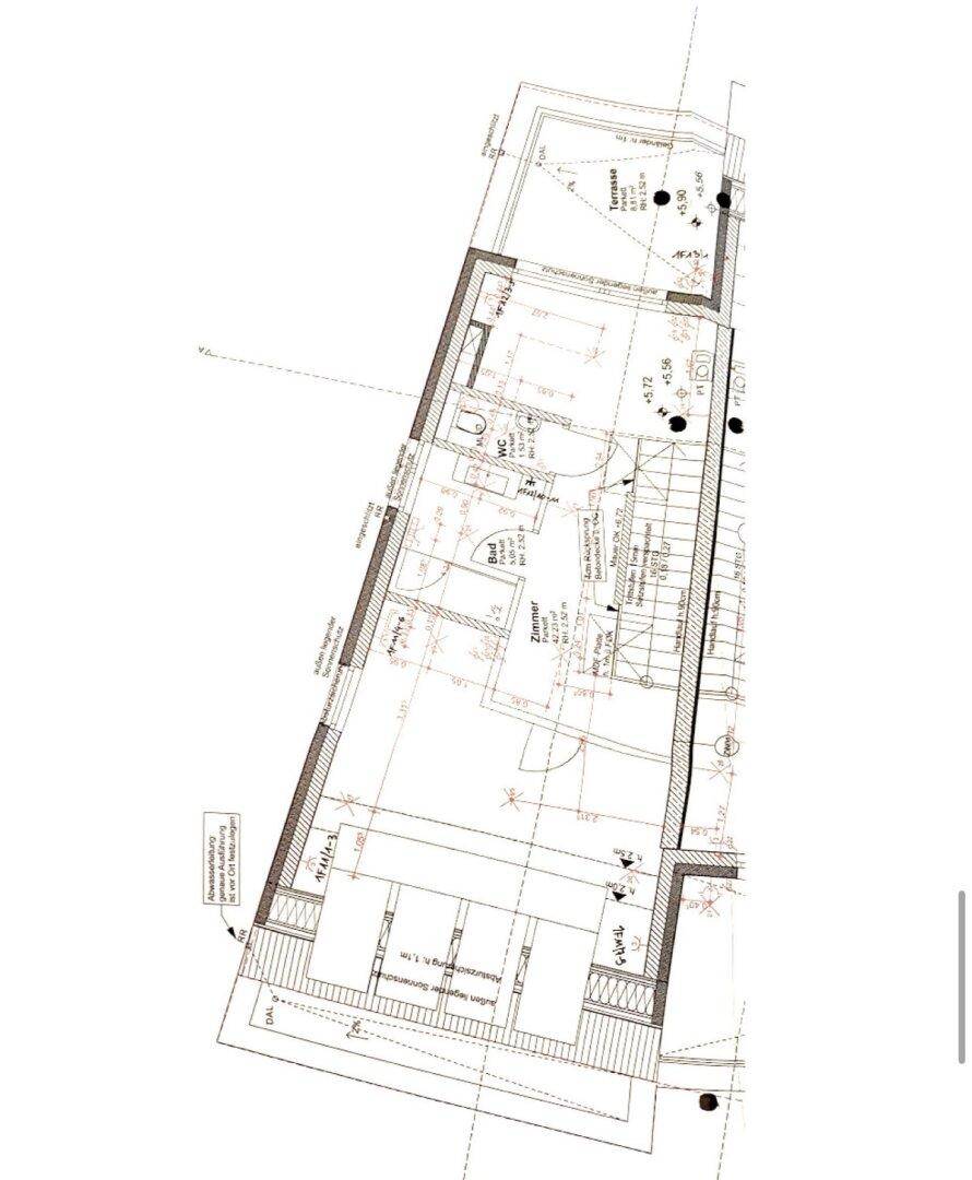 Grundriss des Dachgeschosses mit Zimmer, Bad und Terrasse.