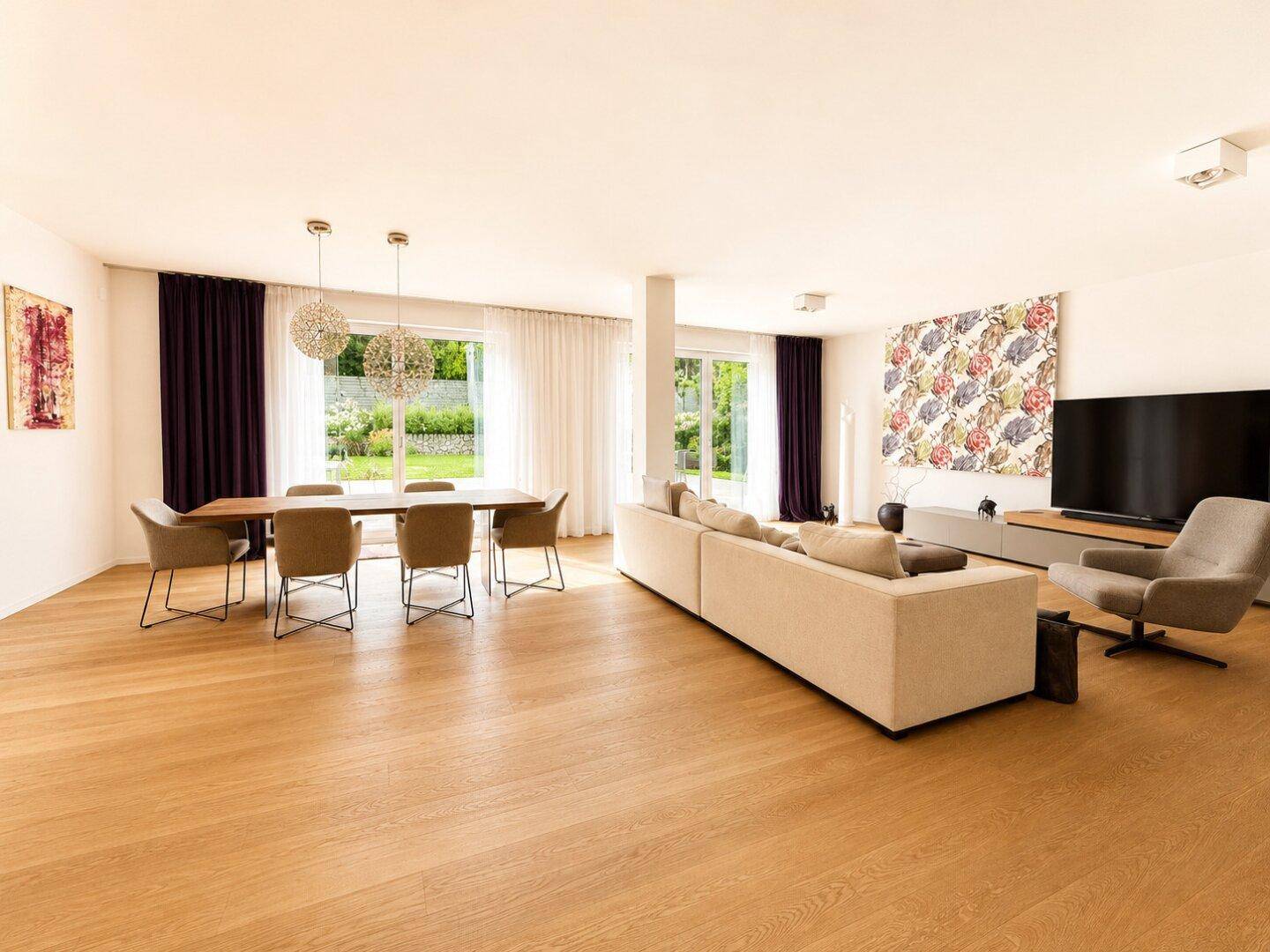 Modernes Einfamilienhaus in traumhafter Grünlage mit Pool, Sauna und exklusiver Ausstattung - Widok 5