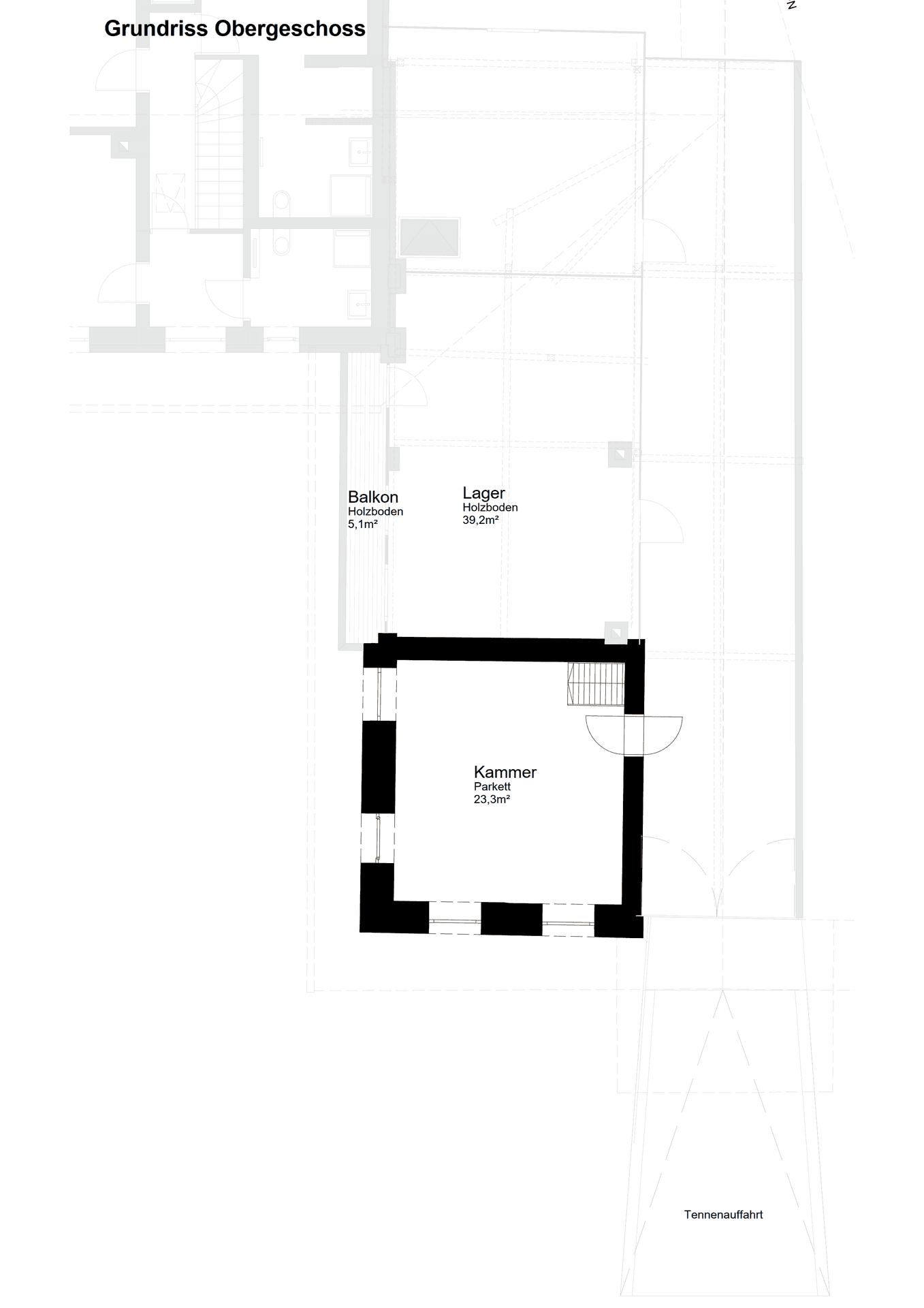 Grundriss des Obergeschosses mit Balkon, Lagerraum und einem weiteren Zimmer.