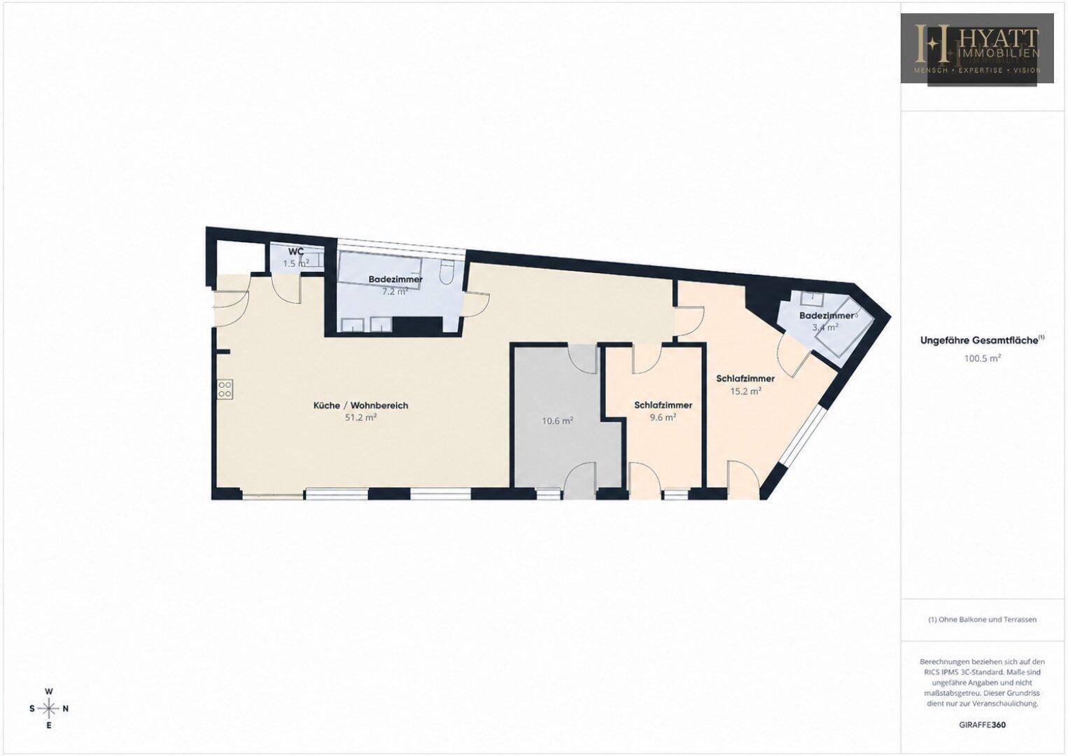 Grundriss der oberen Etage mit Küche, Wohnbereich, zwei Schlafzimmern und Badezimmern.