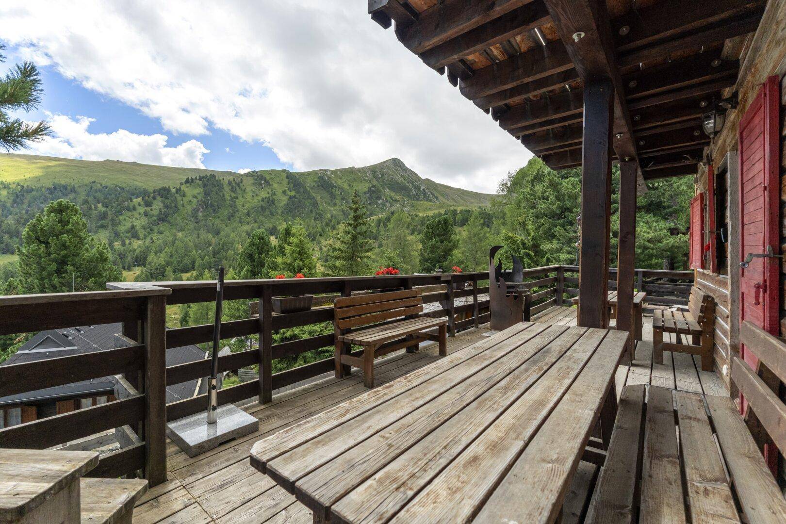Chalet am Falkert – Wo die Nockberge zur Heimat werden - Ansicht 3