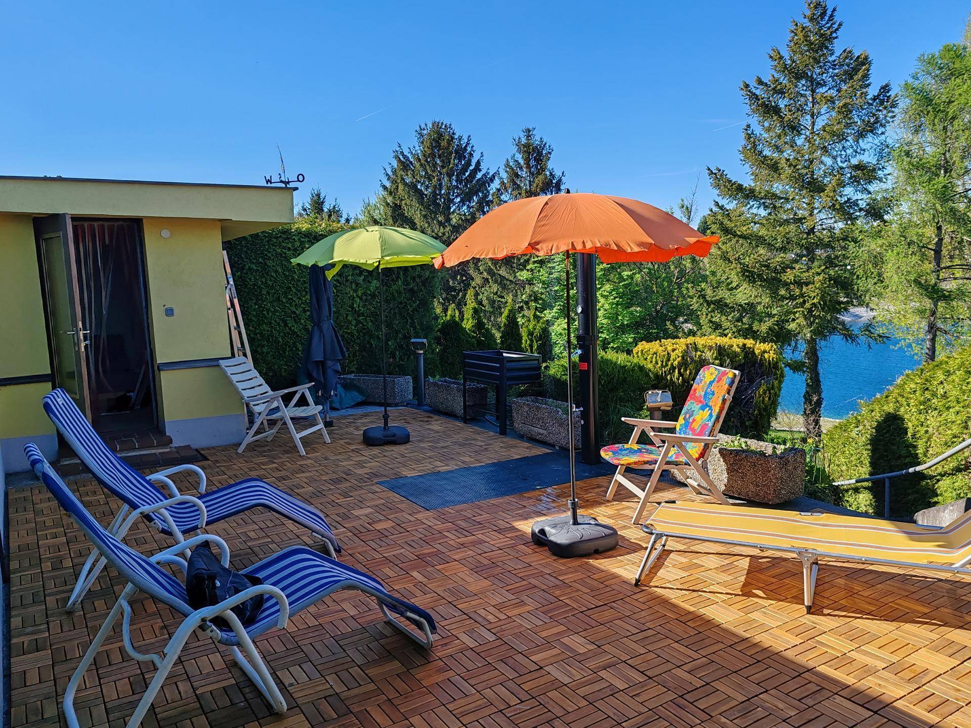 WOW ! So reagierte noch JEDER bei dem Panoramablick über den See, von der 45 m² Terrasse ! Hier gibt es weder Wassermangel noch Hochwasser-Thematik ! Sehen Sie sich hier vom Wasserverband Burgenland eine Grafik dazu an ! - Ansicht 6