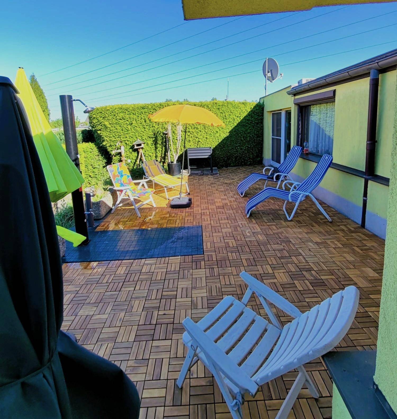 WOW ! So reagierte noch JEDER bei dem Panoramablick über den See, von der 45 m² Terrasse ! Hier gibt es weder Wassermangel noch Hochwasser-Thematik ! Sehen Sie sich hier vom Wasserverband Burgenland eine Grafik dazu an ! - Ansicht 4