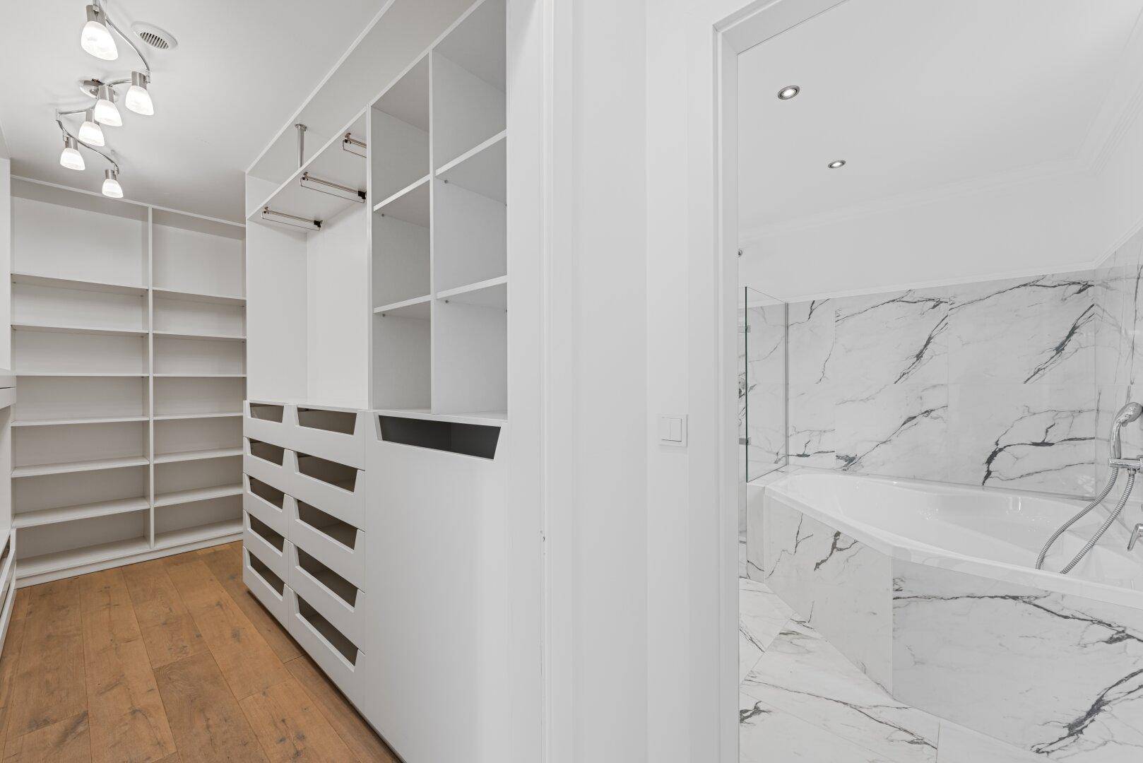 OG-Schrankraum Masterbedroom