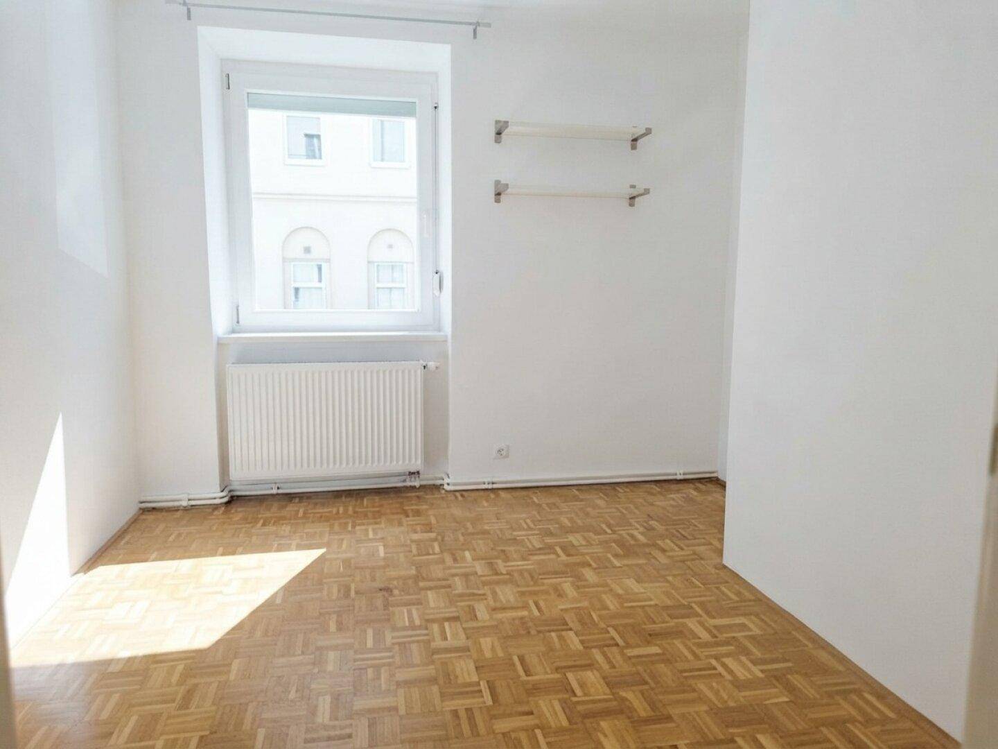 Kabinett-Homeoffice oder Kinderzimmer