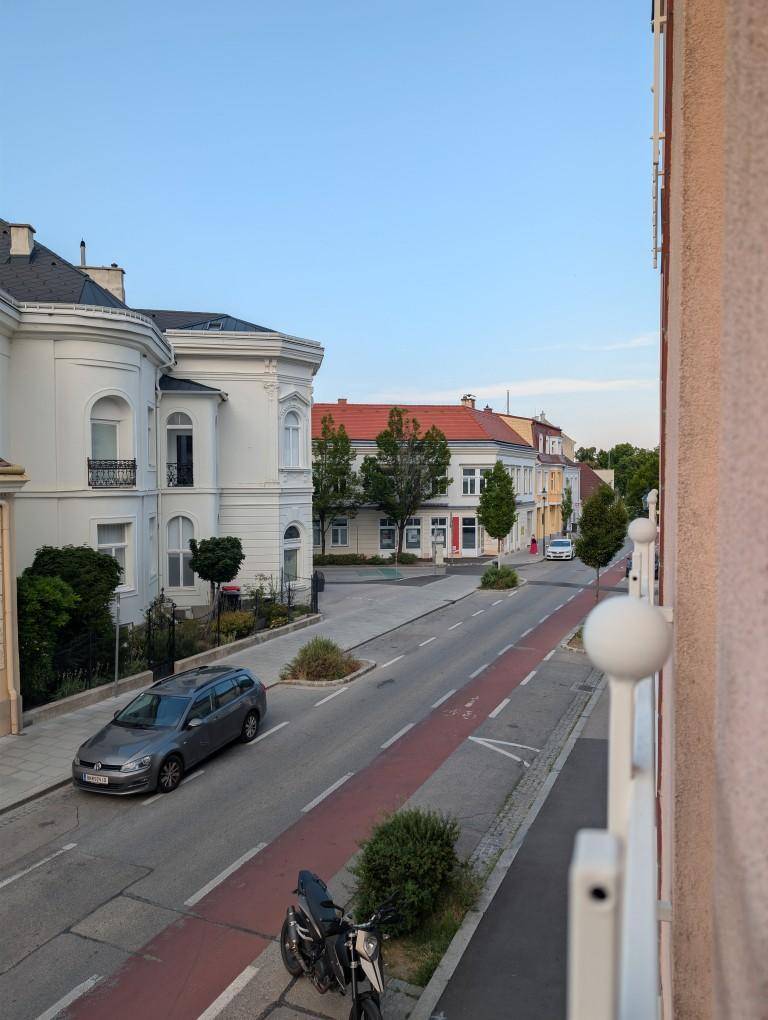 Helle 3 Zimmer Wohnung in Baden - Miete inkl. Garagenstellplatz &amp; Betriebskosten - Ansicht 2