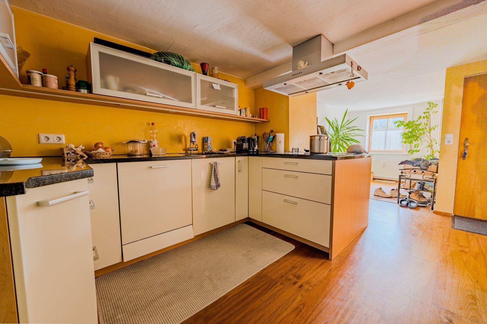Zweifamilienhaus in Feldkirch - vielfältige Möglichkeiten zum Wohnen, Vermieten und Erweitern – pohled 2