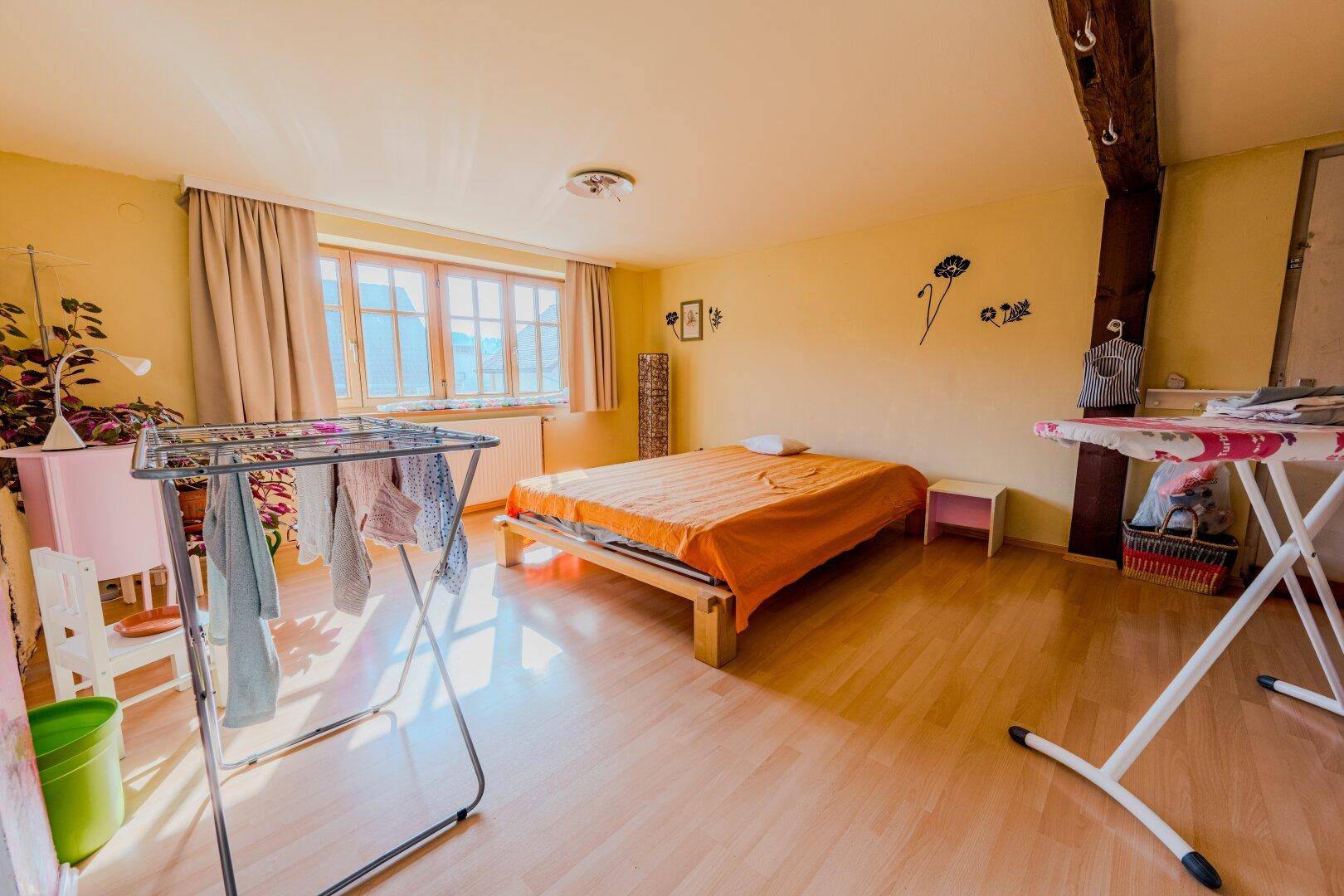 Zweifamilienhaus in Feldkirch - vielfältige Möglichkeiten zum Wohnen, Vermieten und Erweitern – pohled 6