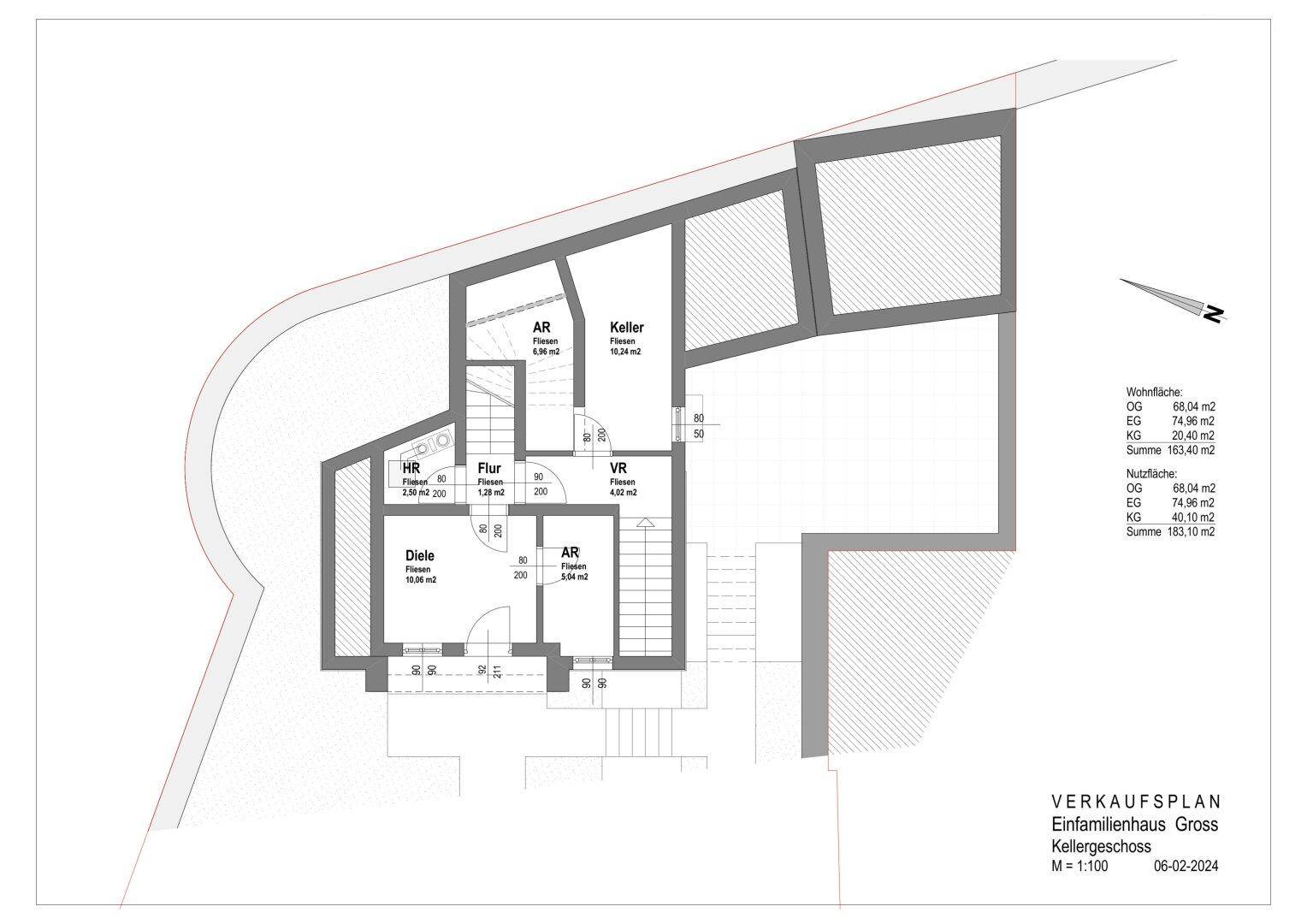 Grundriss des Kellergeschosses mit Abstellräumen und Keller.