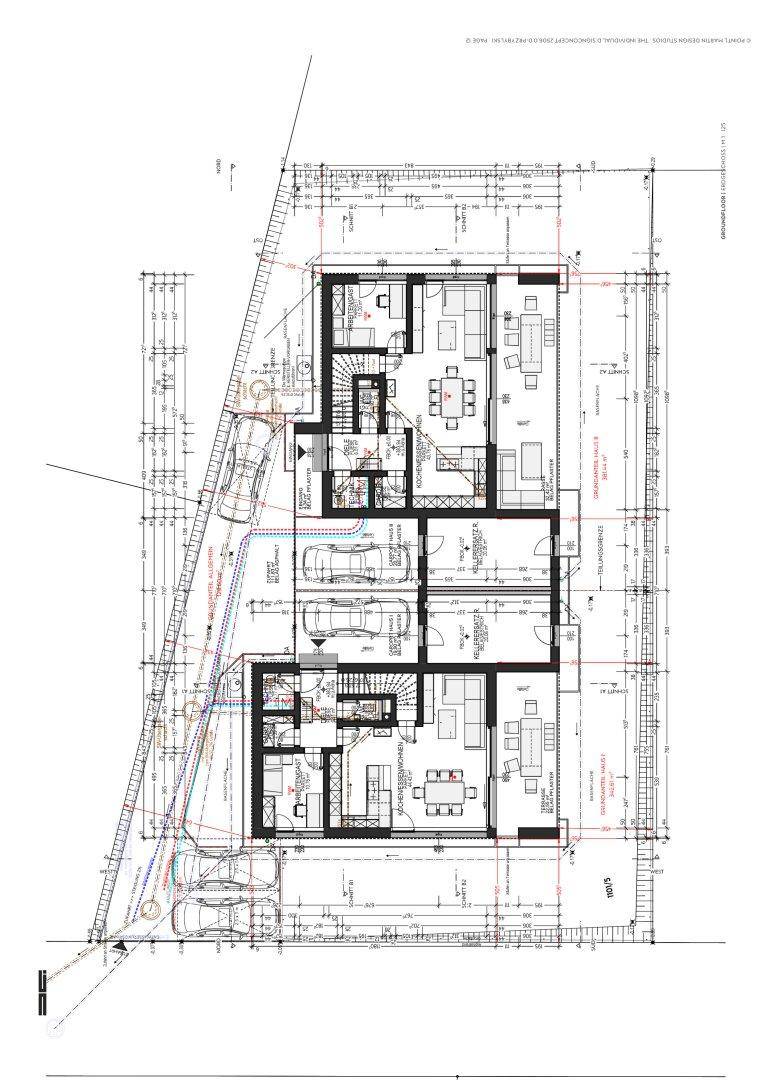Grundriss des Erdgeschosses mit offenem Wohnbereich, Küche und Parkplätzen.
