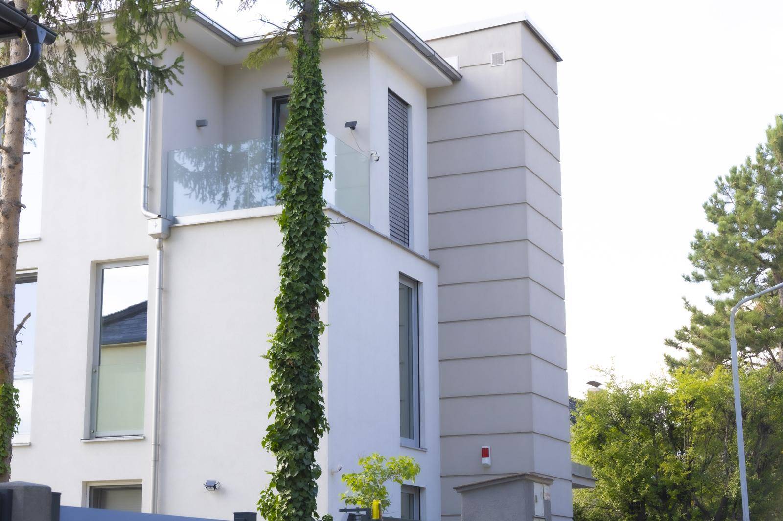 Haus Rechte Seite