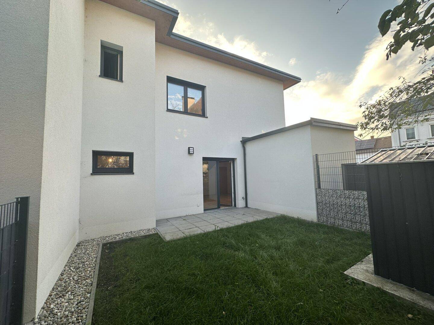 **Moderne Neubauwohnung mit Garten &amp; Terrasse in zentraler Lage von Wieselburg** - Mehr