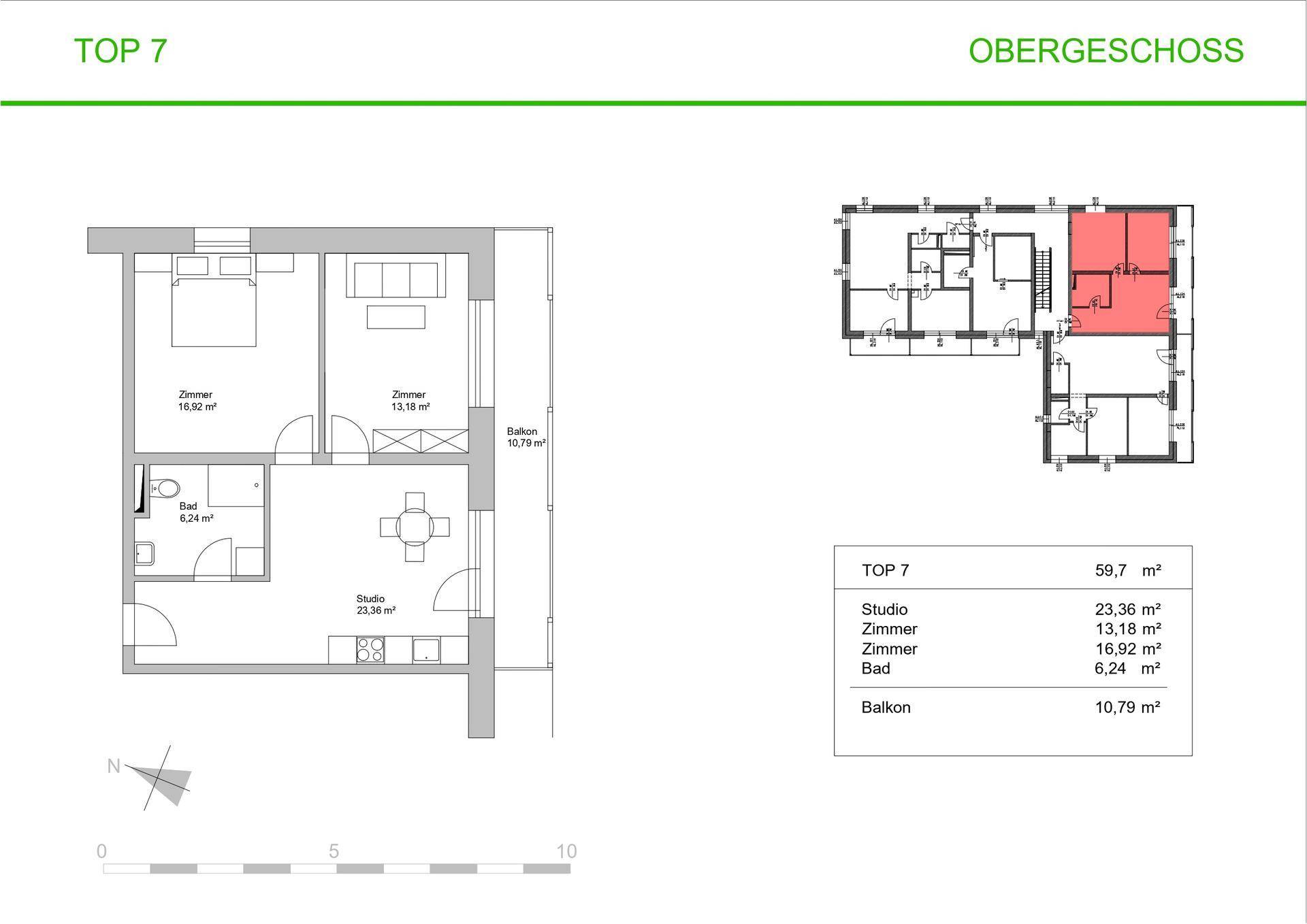 Grundriss der Wohnung Top 7 im Obergeschoss mit Balkon und offener Raumaufteilung.