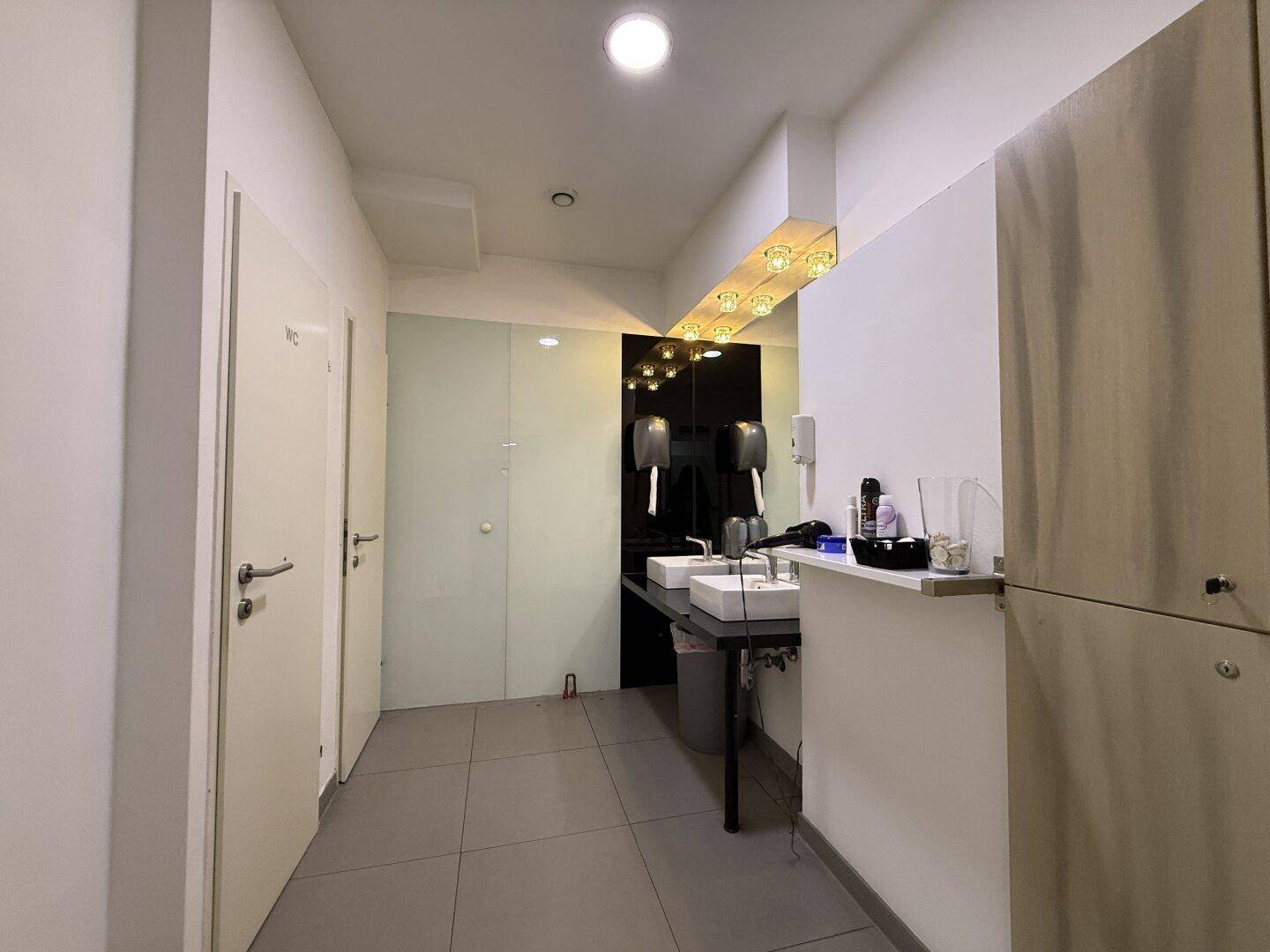 Bad & WC