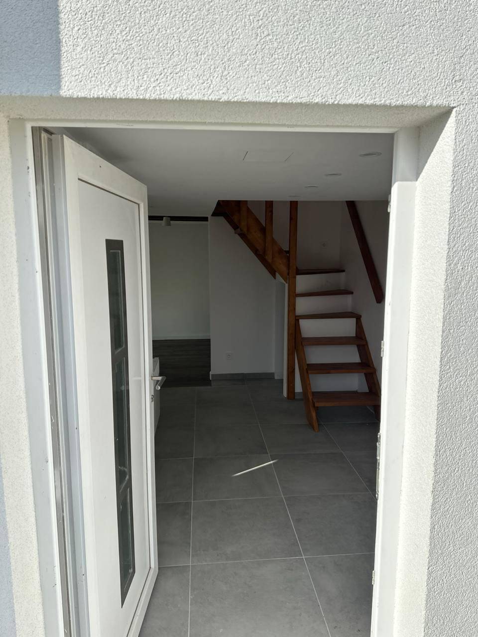 Slide 4