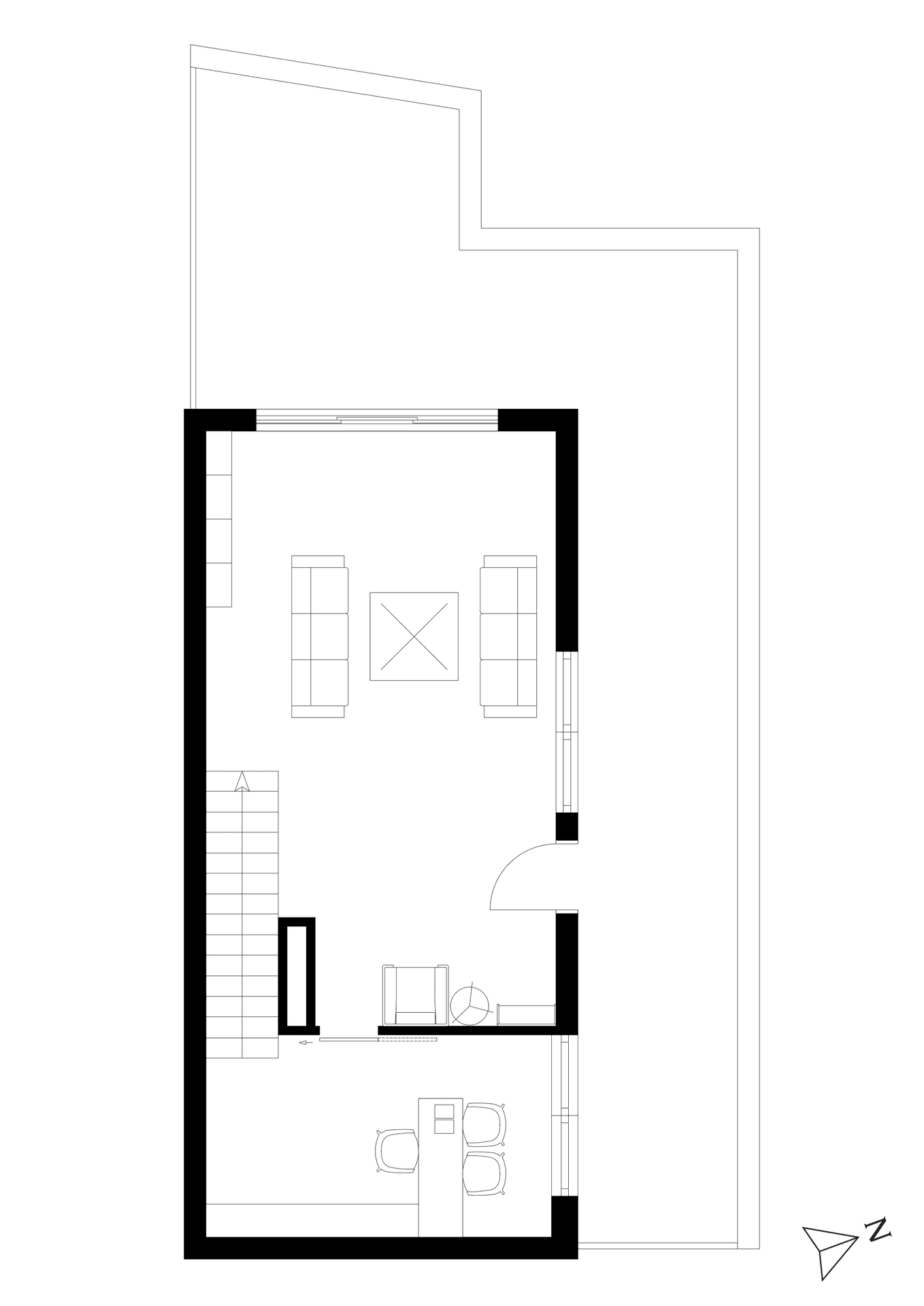 Grundriss des Obergeschosses mit einem geräumigen Wohnbereich und einem zusätzlichen Zimmer.