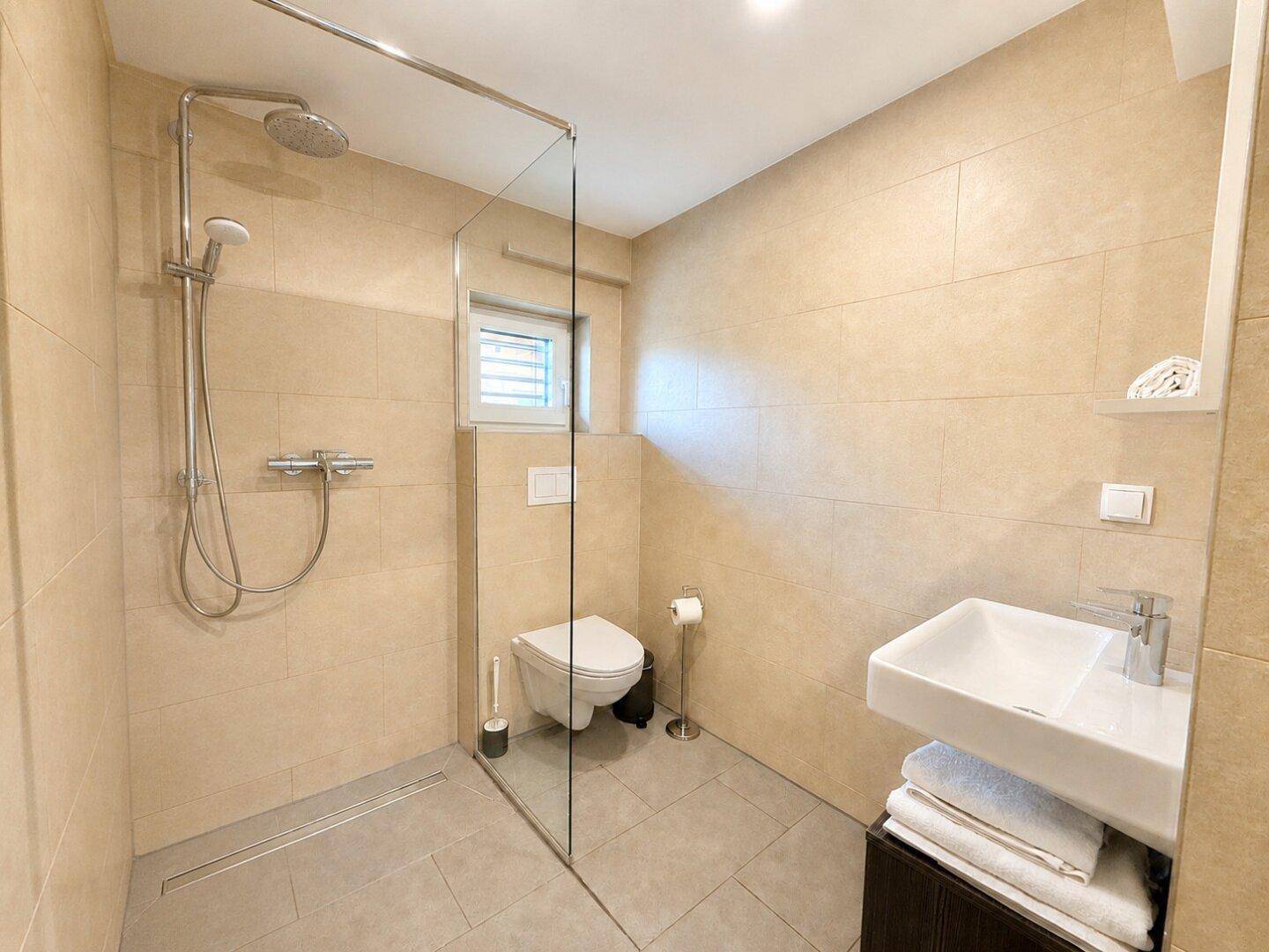 EINFAMILIENHAUS in grüner Lage, 1020 Wien - 5 Zimmer, Garten und Terrasse, Sauna - Ansicht 5