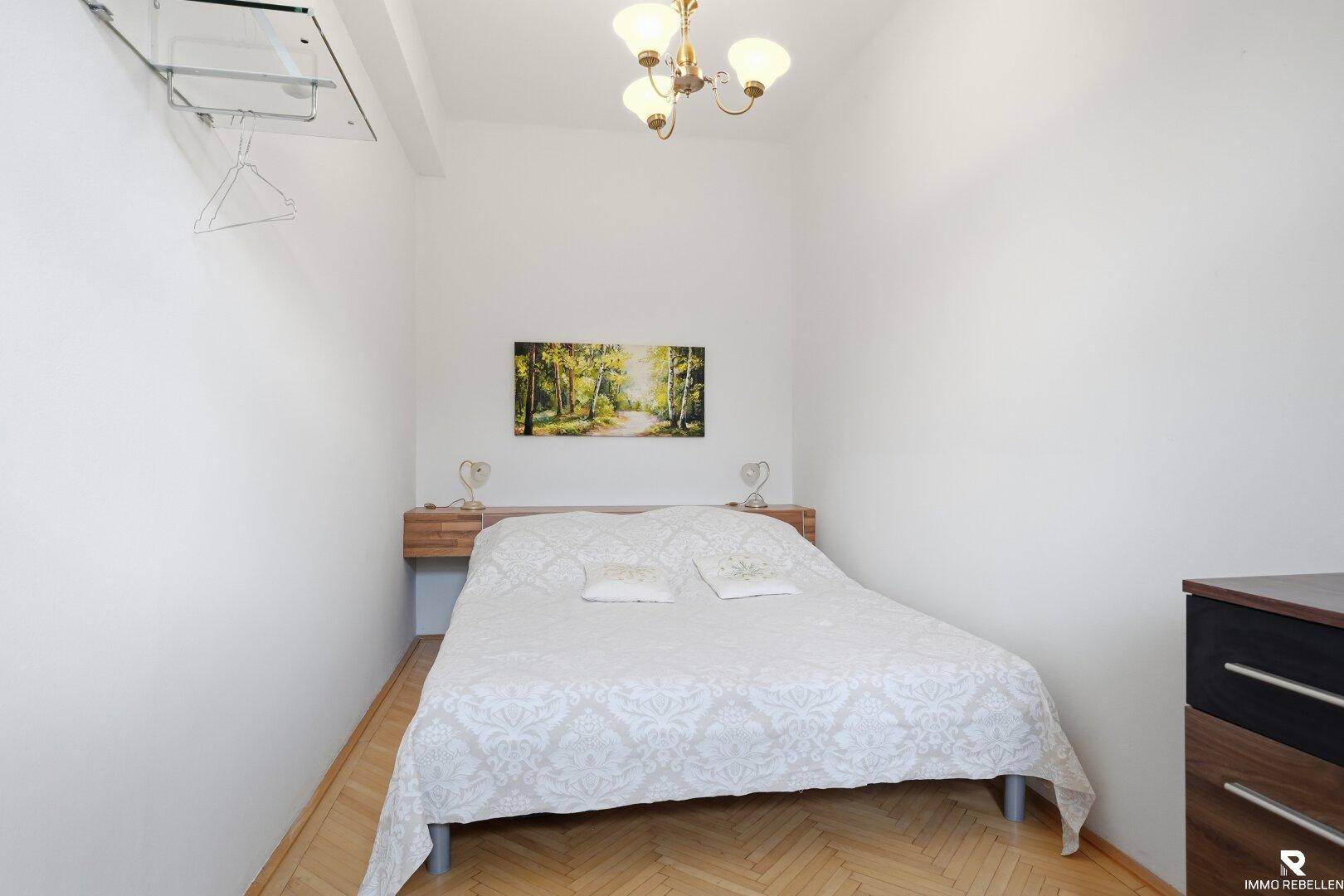 Viel Platz zum Wohlfühlen – helle 3-Zimmer-Wohnung mit Balkon (fully furnished!) – pohled 4