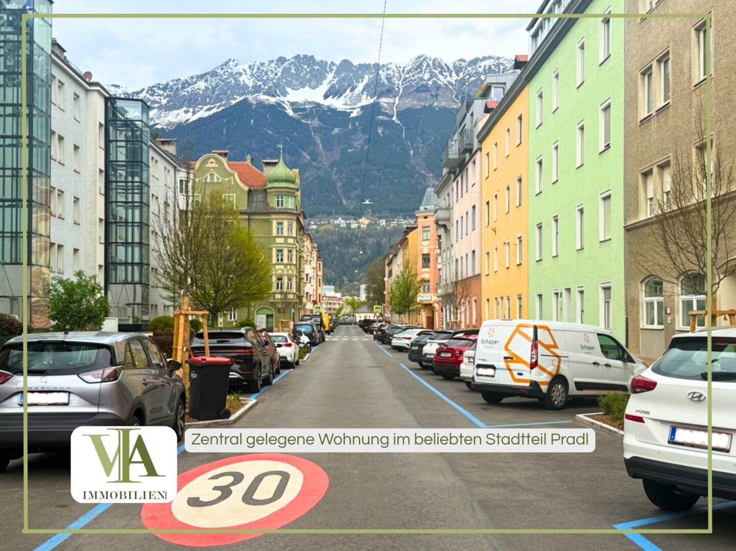 Zentrale Lage im Stadtteil Pradl mit Blick auf die umliegende Berglandschaft.