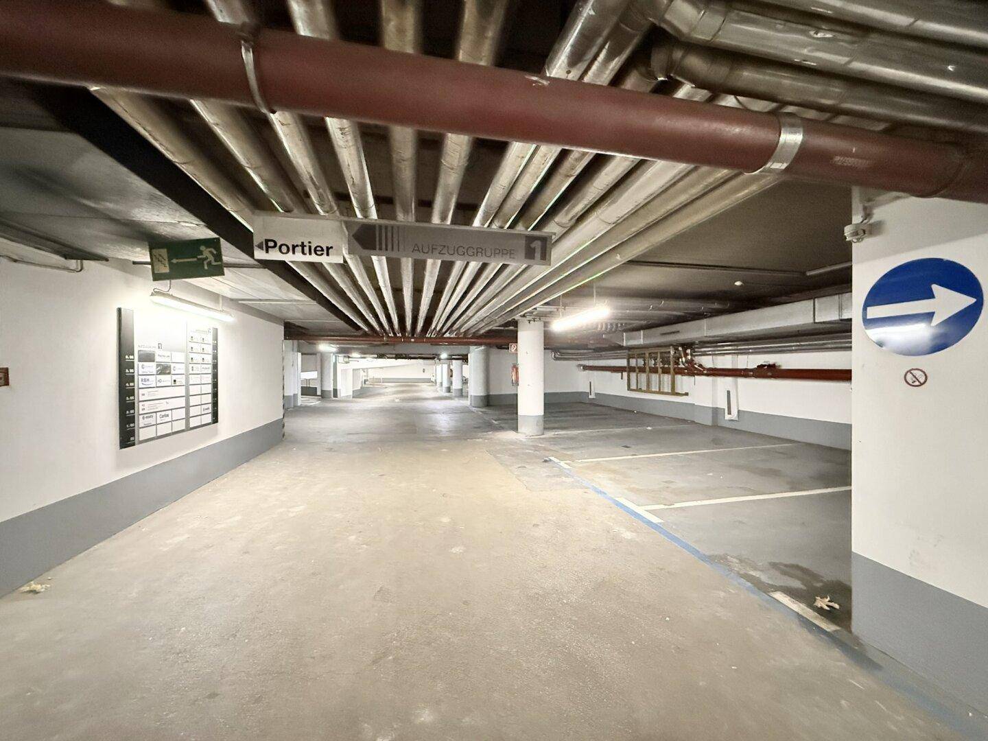 Storchengasse 1: Vielseitig nutzbare Gewerbefläche in bester Lage mit Top-Anbindung auf ca. 1.300m² + Stellplätze + Zusatzflächen verfügbar! - Mehr