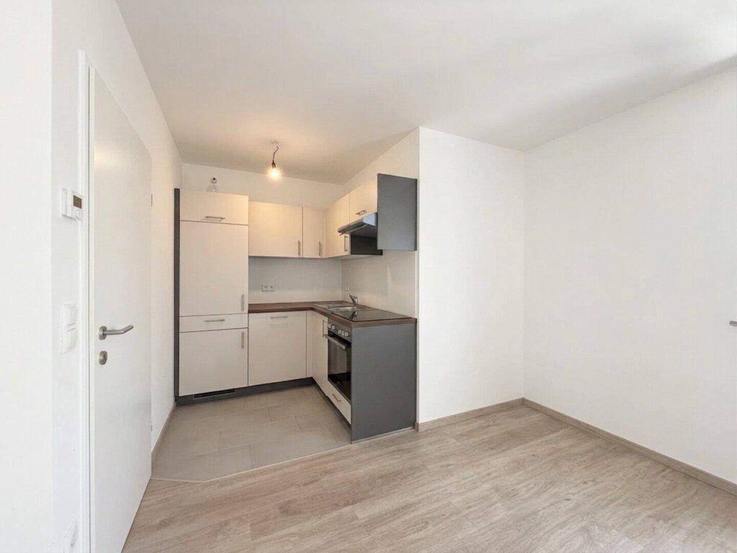 Sonnige 2-Zimmer-Wohnung mit großem Balkon und Kühlung! - Widok 5