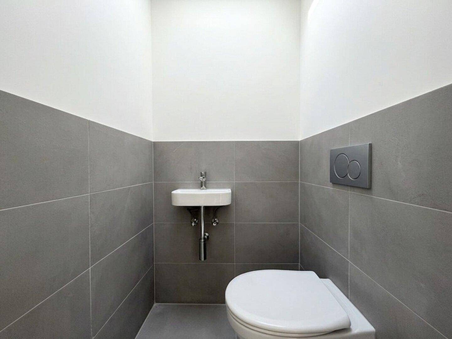WC extra
