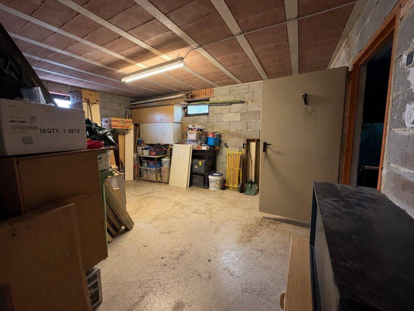 Keller