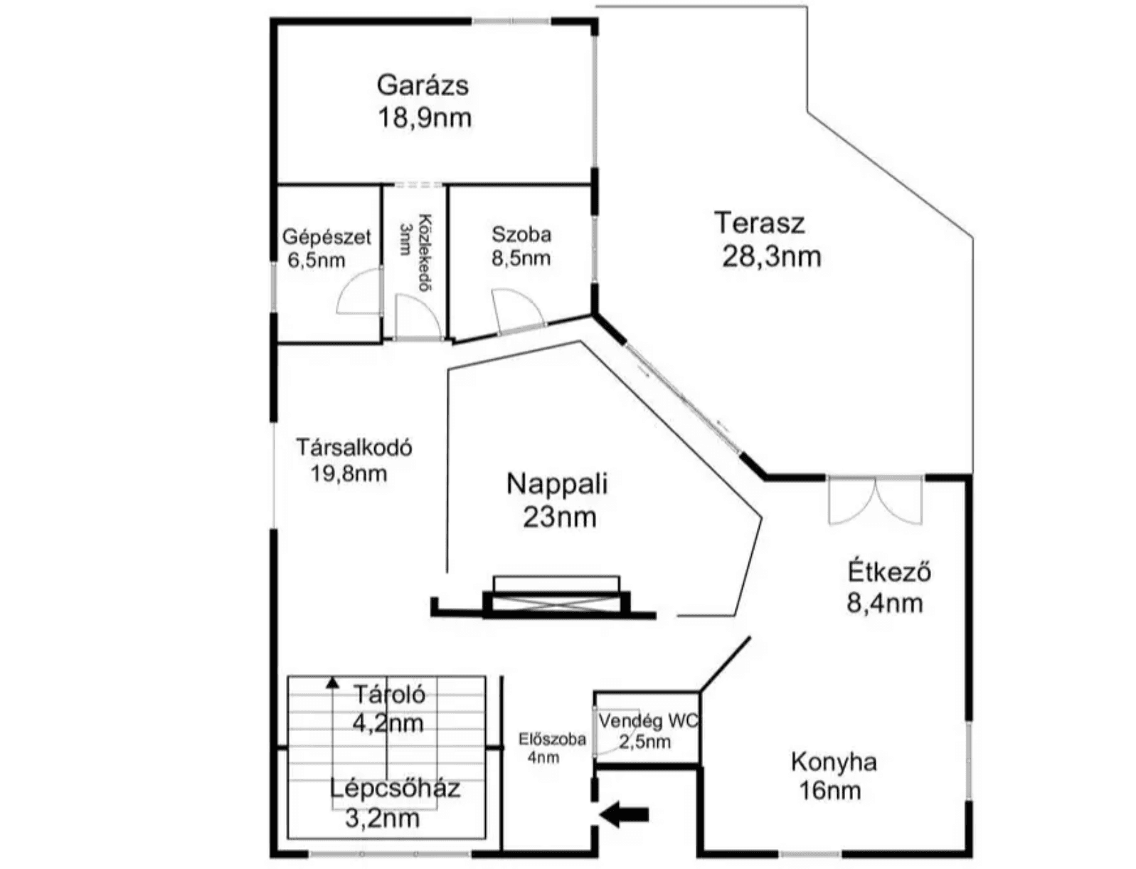 Grundriss des Erdgeschosses mit Küche, Wohnzimmer, Terrasse und Garage.