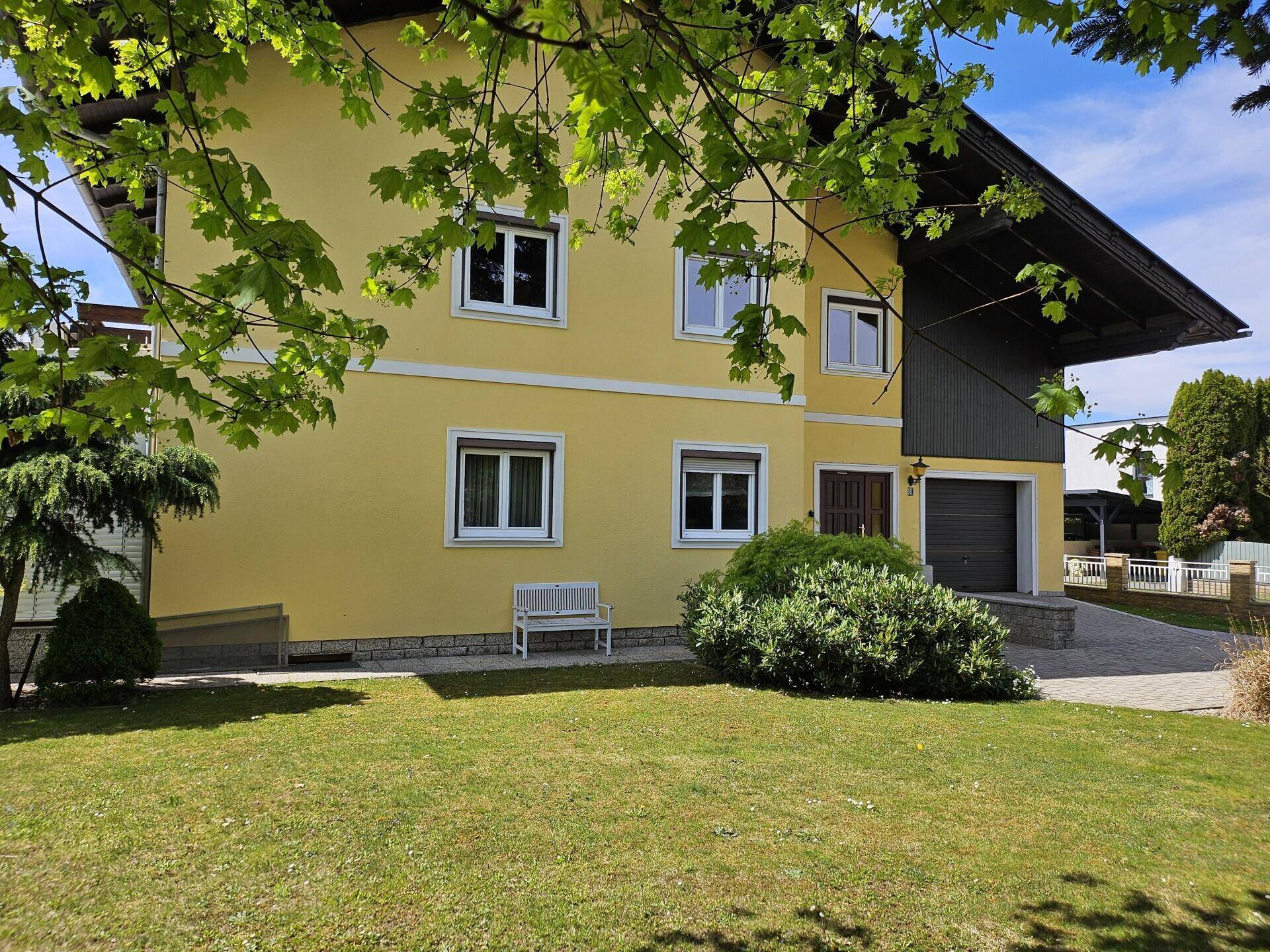 Wo Lebensqualität beginnt - Einfamilienhaus in begehrter &amp; sonniger Lage mit großem Garten! - Ansicht 2