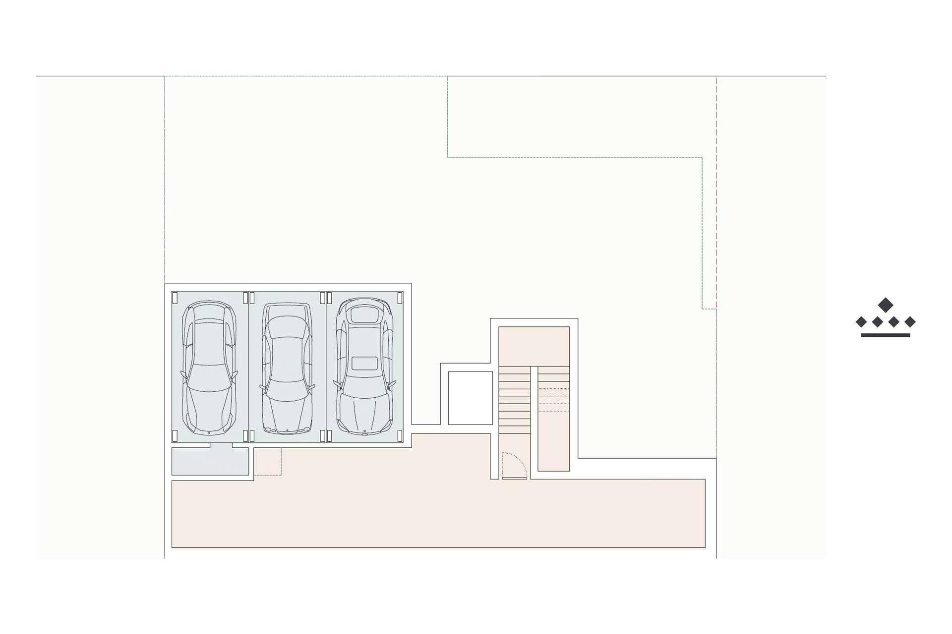 Grundriss des Untergeschosses mit drei Parkplätzen und Treppenhaus.