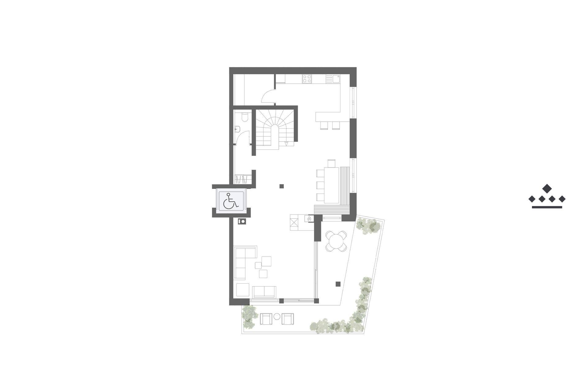 Grundrissplan einer Etage mit offenem Wohnbereich, Küche und großer Terrasse mit Gartenanteil.