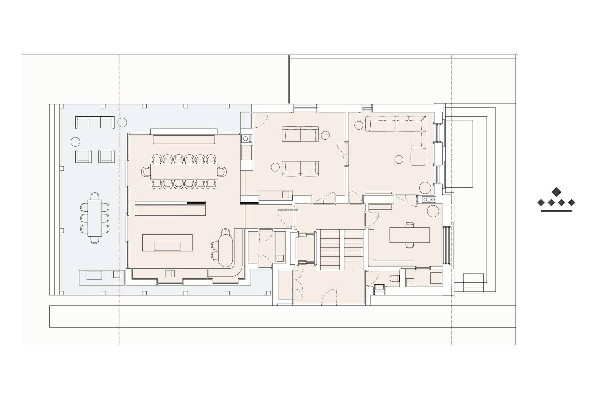 Grundriss der Hauptwohnebene mit großem offenem Wohn-Essbereich, Küche und Büro.