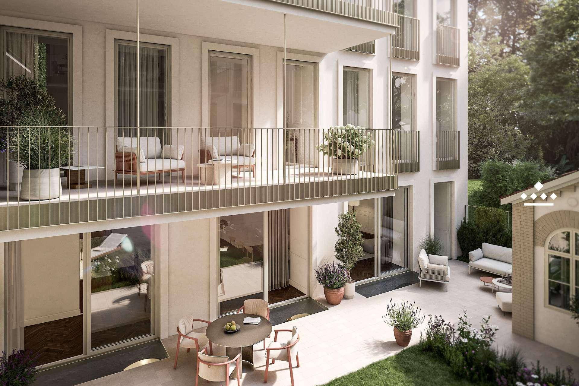Attraktive Wohnanlage mit möblierter Terrasse, gepflegtem Garten und Balkonen, ideal für Entspannung.