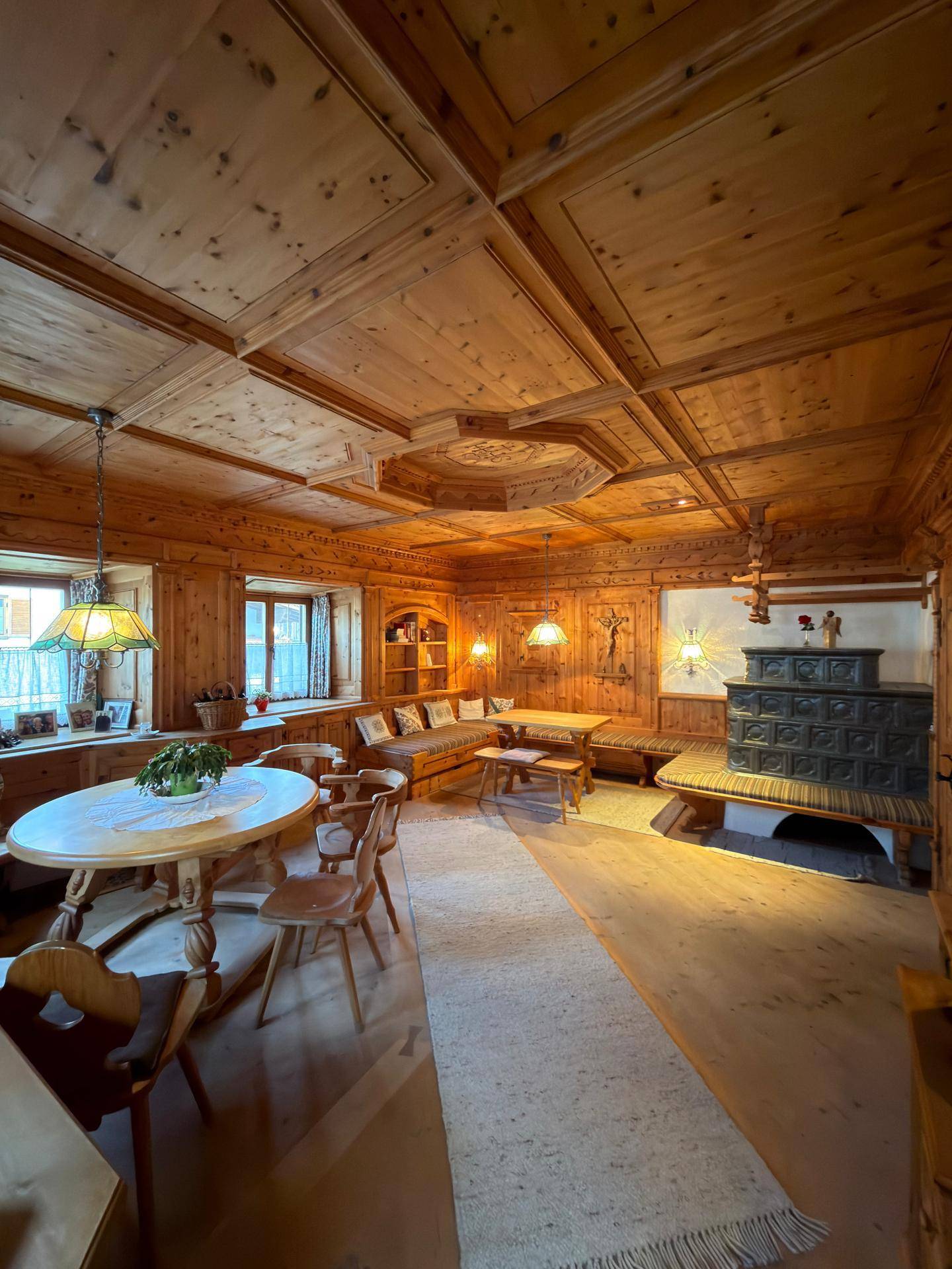 Möblierte Souterrain-/ Erdgeschoss-Wohnung mit Zirbenstube &amp; Kachelofen in Rietz - Widok 4
