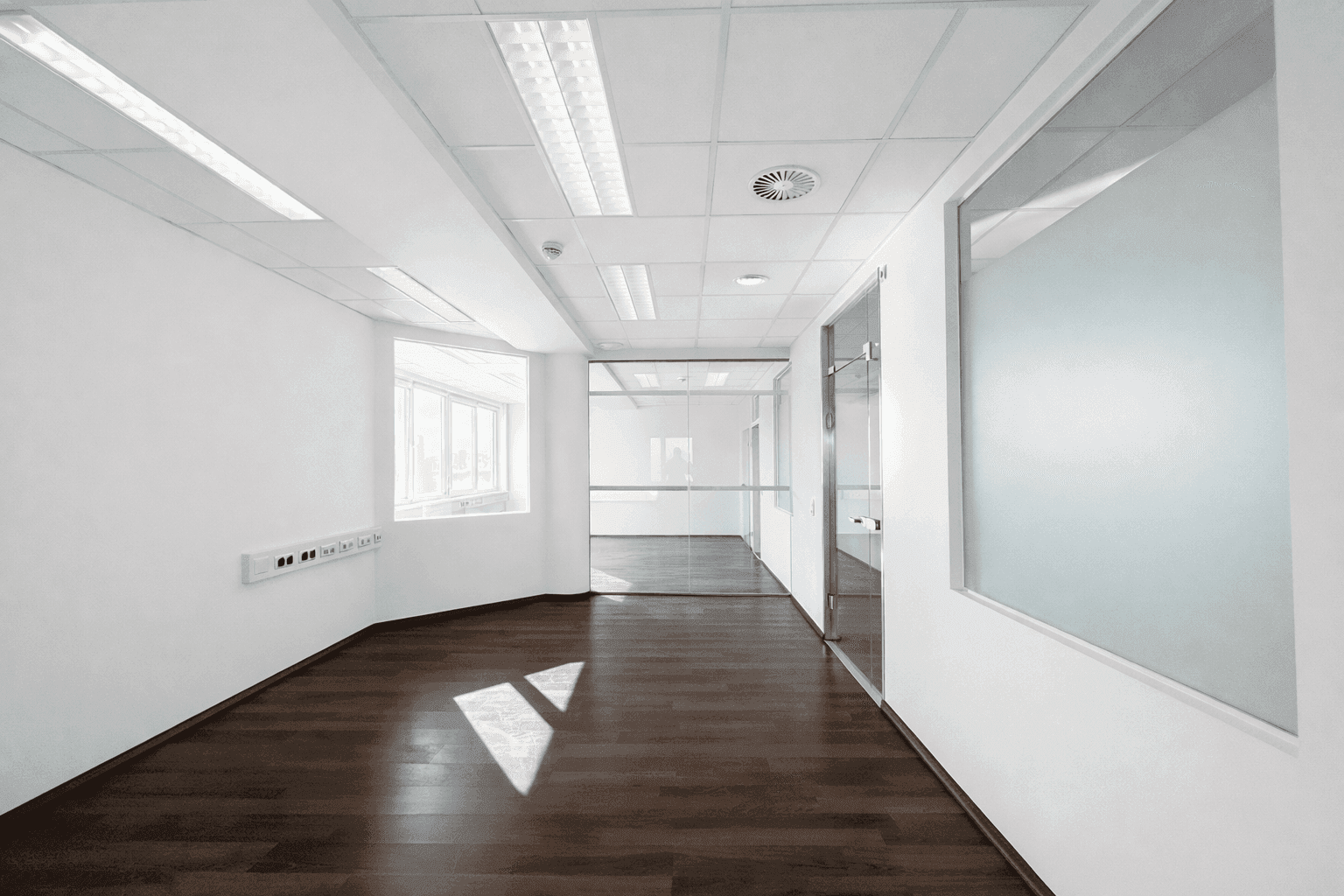 Repräsentatives Büro mit Aussicht - 128 m², modern &amp; kurzfristig beziehbar - Ansicht 3