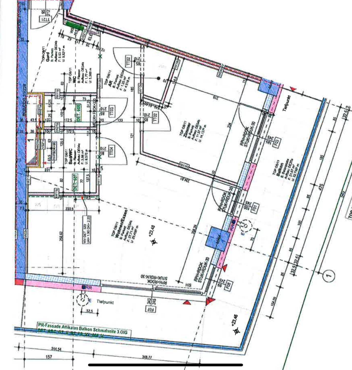 Detaillierter Grundriss einer Wohnung mit mehreren Zimmern und Balkon.