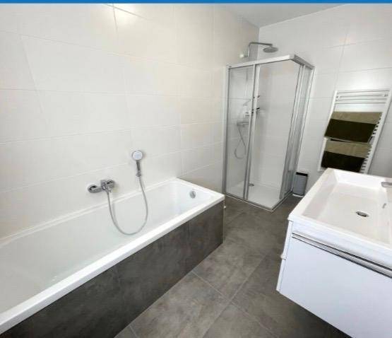 Neuwertiges Einfamilienhaus - Ansicht 4